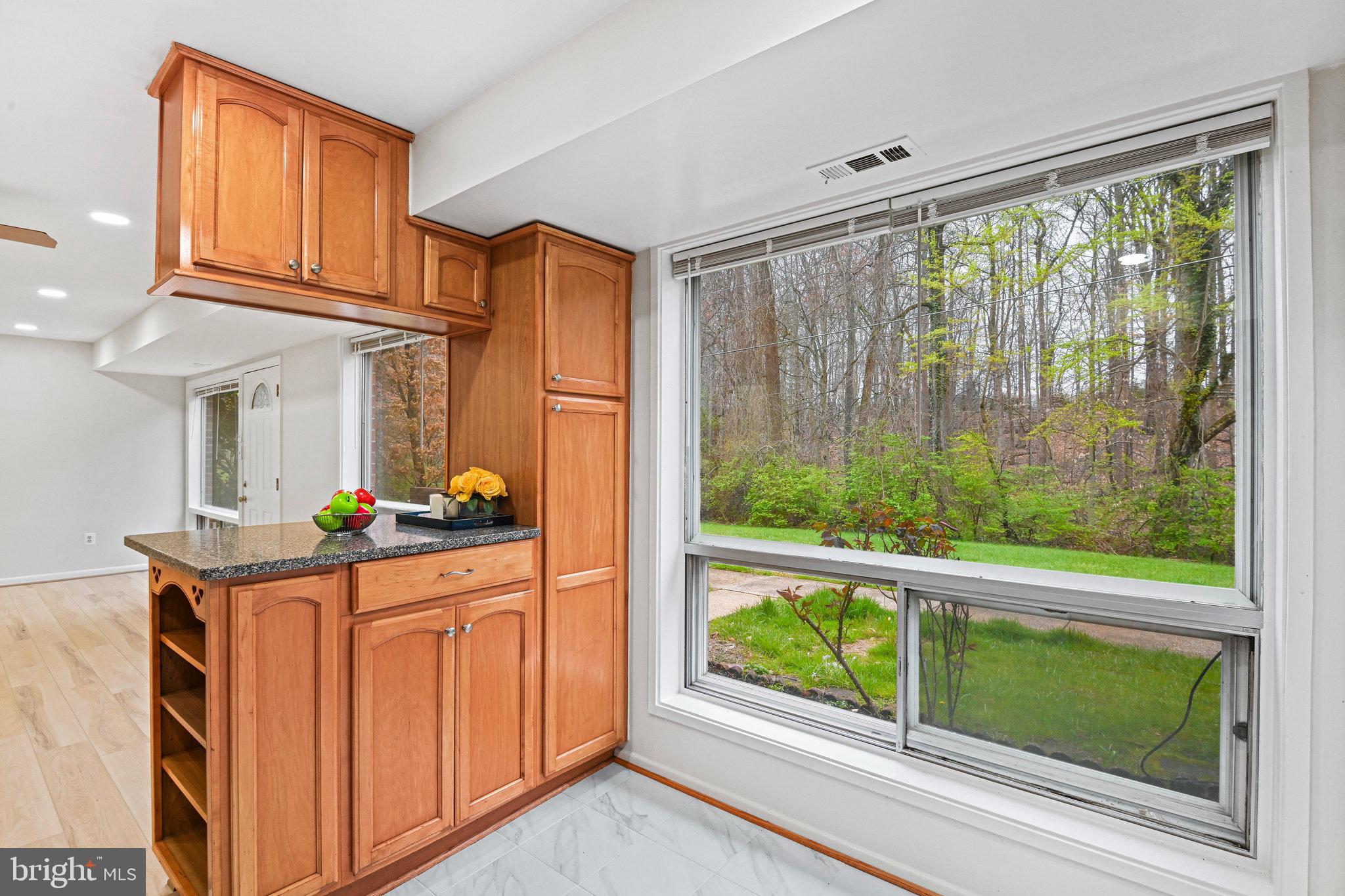 MOSBY WOODS TOWNHOUSE - Residential Lease