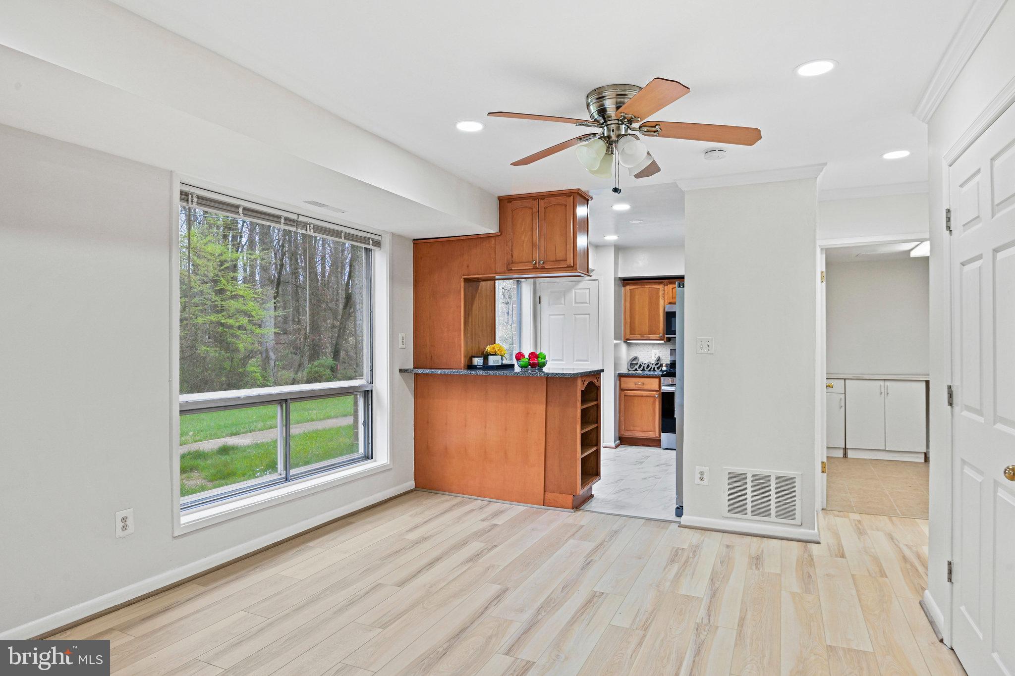 MOSBY WOODS TOWNHOUSE - Residential Lease