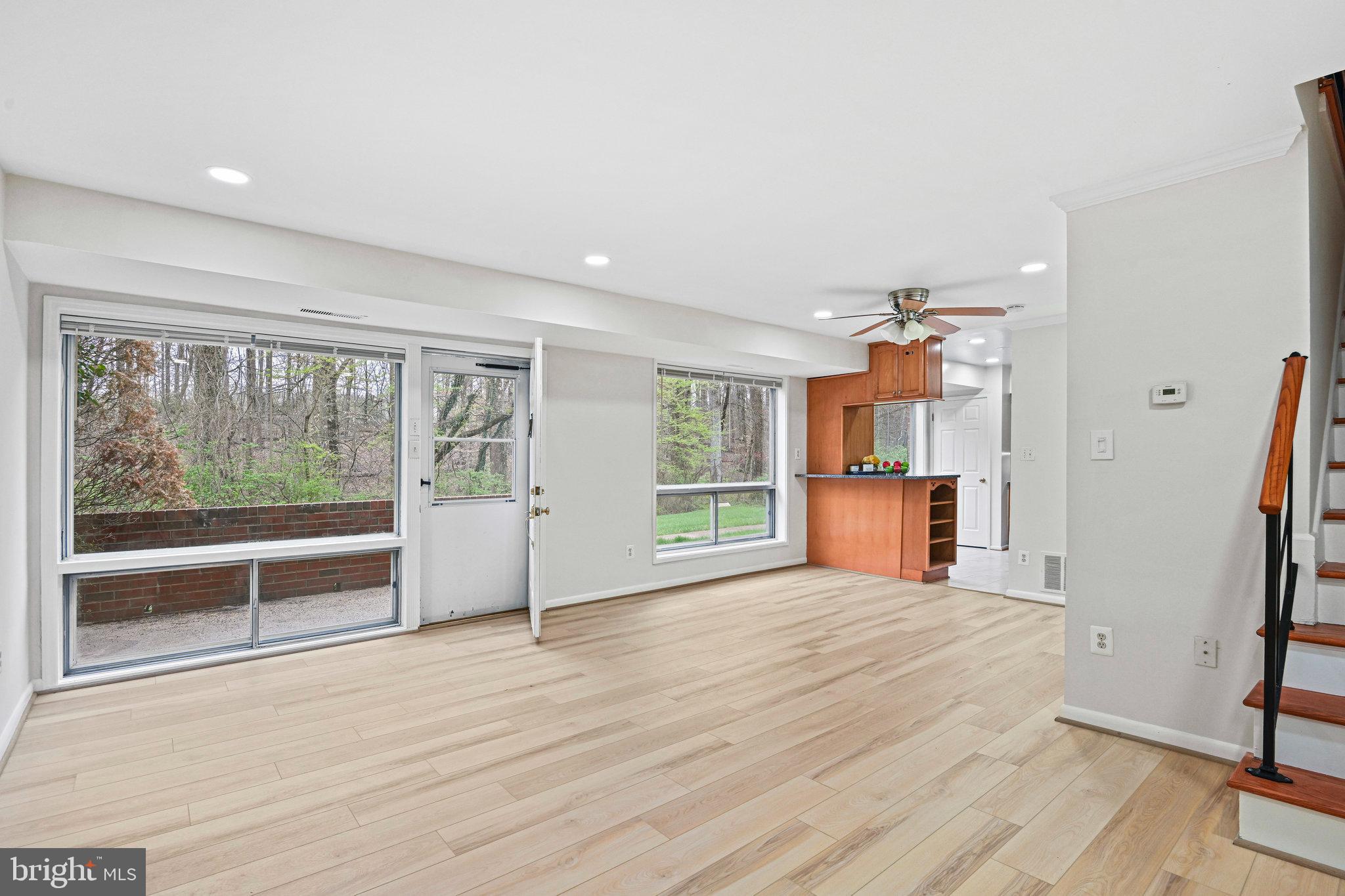 MOSBY WOODS TOWNHOUSE - Residential Lease