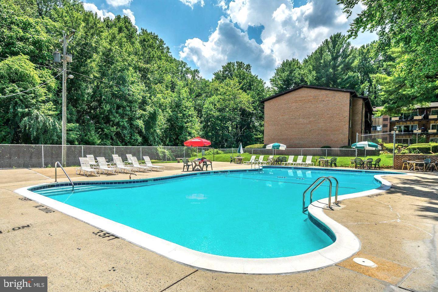 MOSBY WOODS TOWNHOUSE - Residential Lease