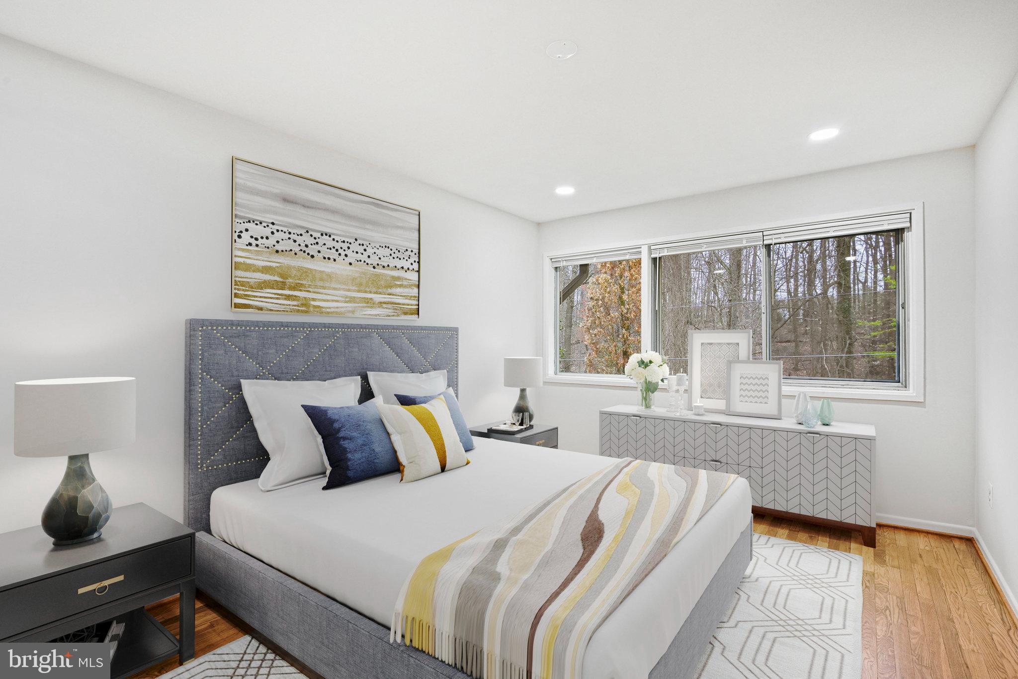 MOSBY WOODS TOWNHOUSE - Residential Lease