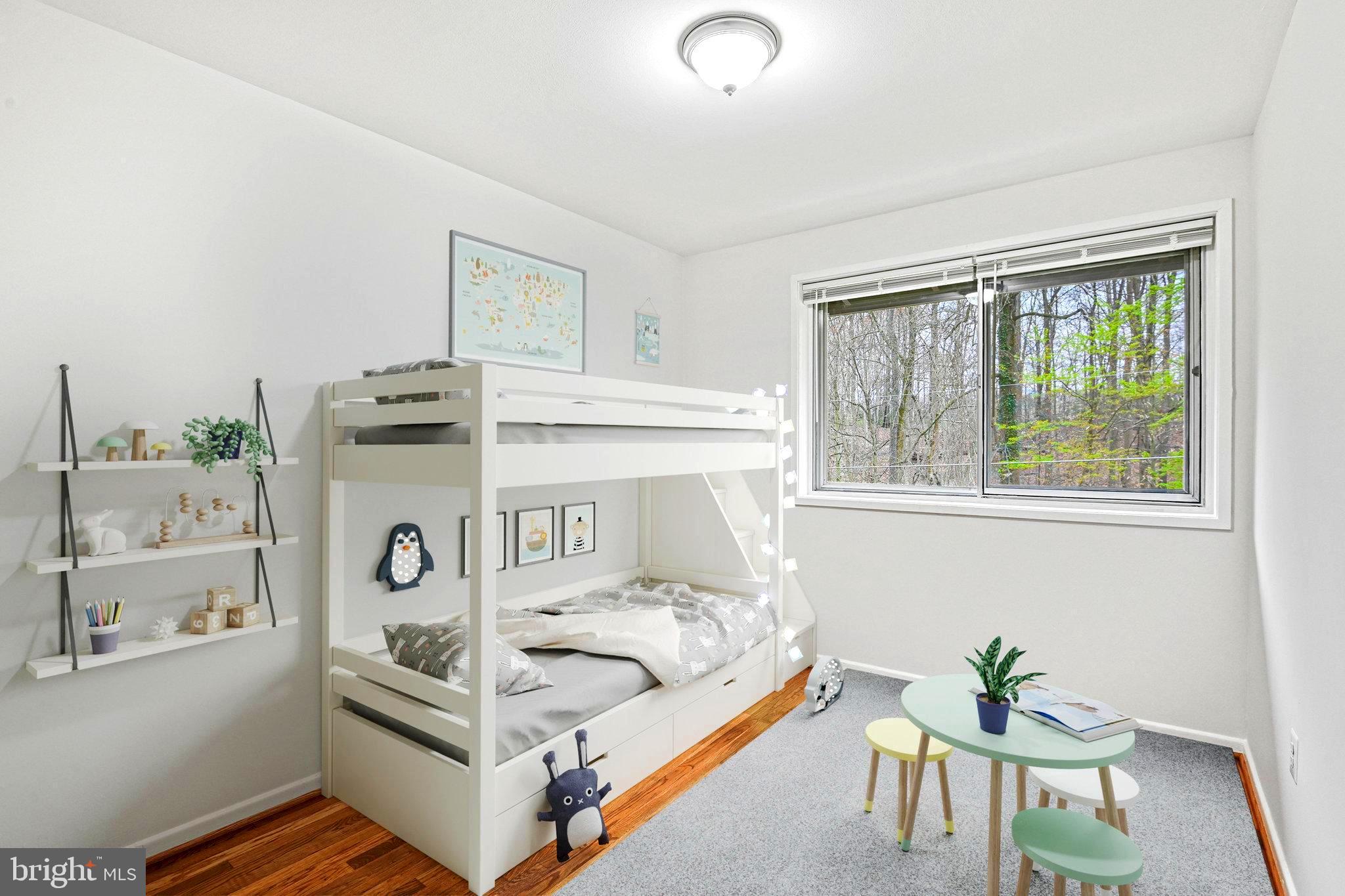 MOSBY WOODS TOWNHOUSE - Residential Lease