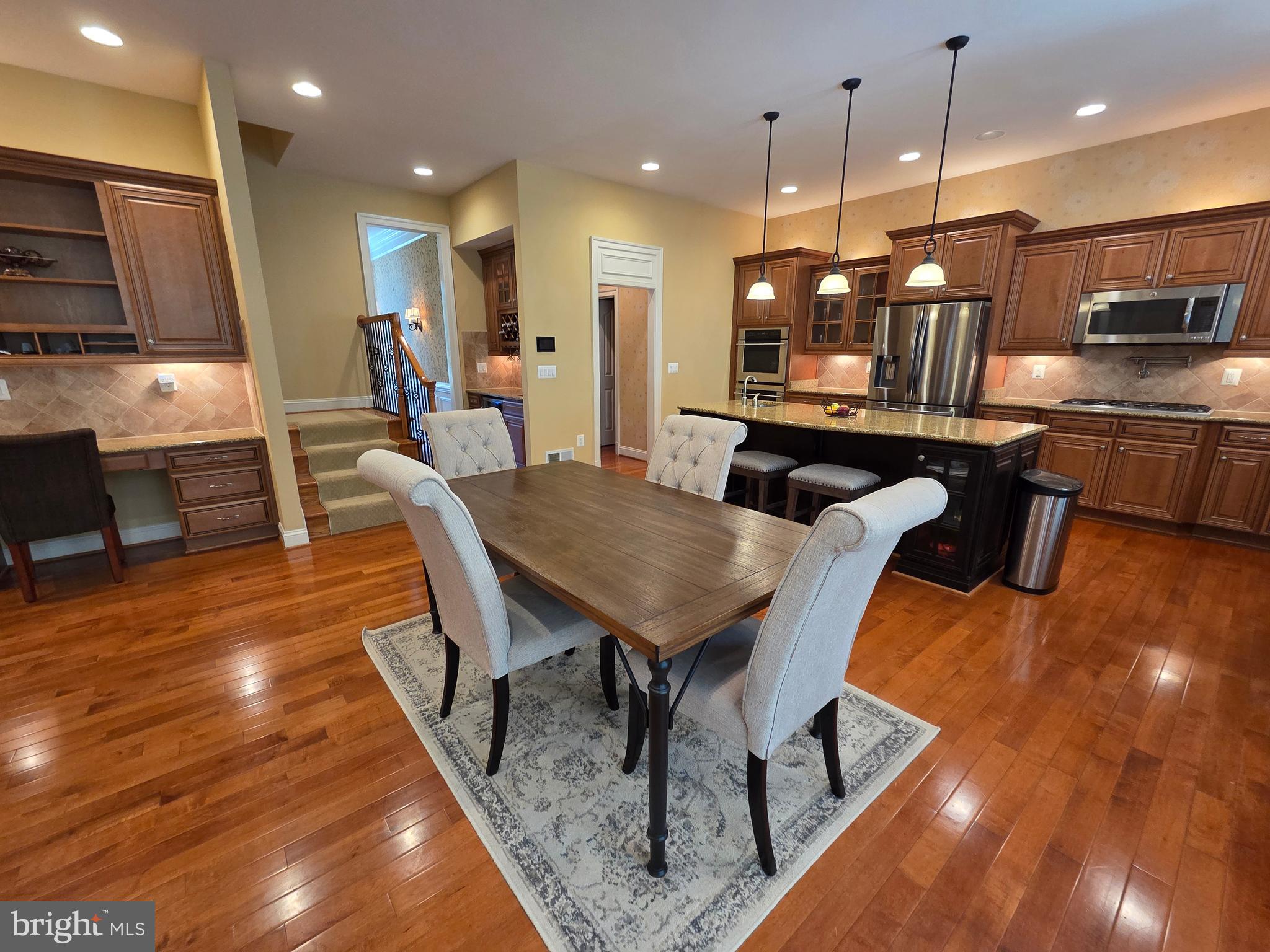 THE GLENS - Residential