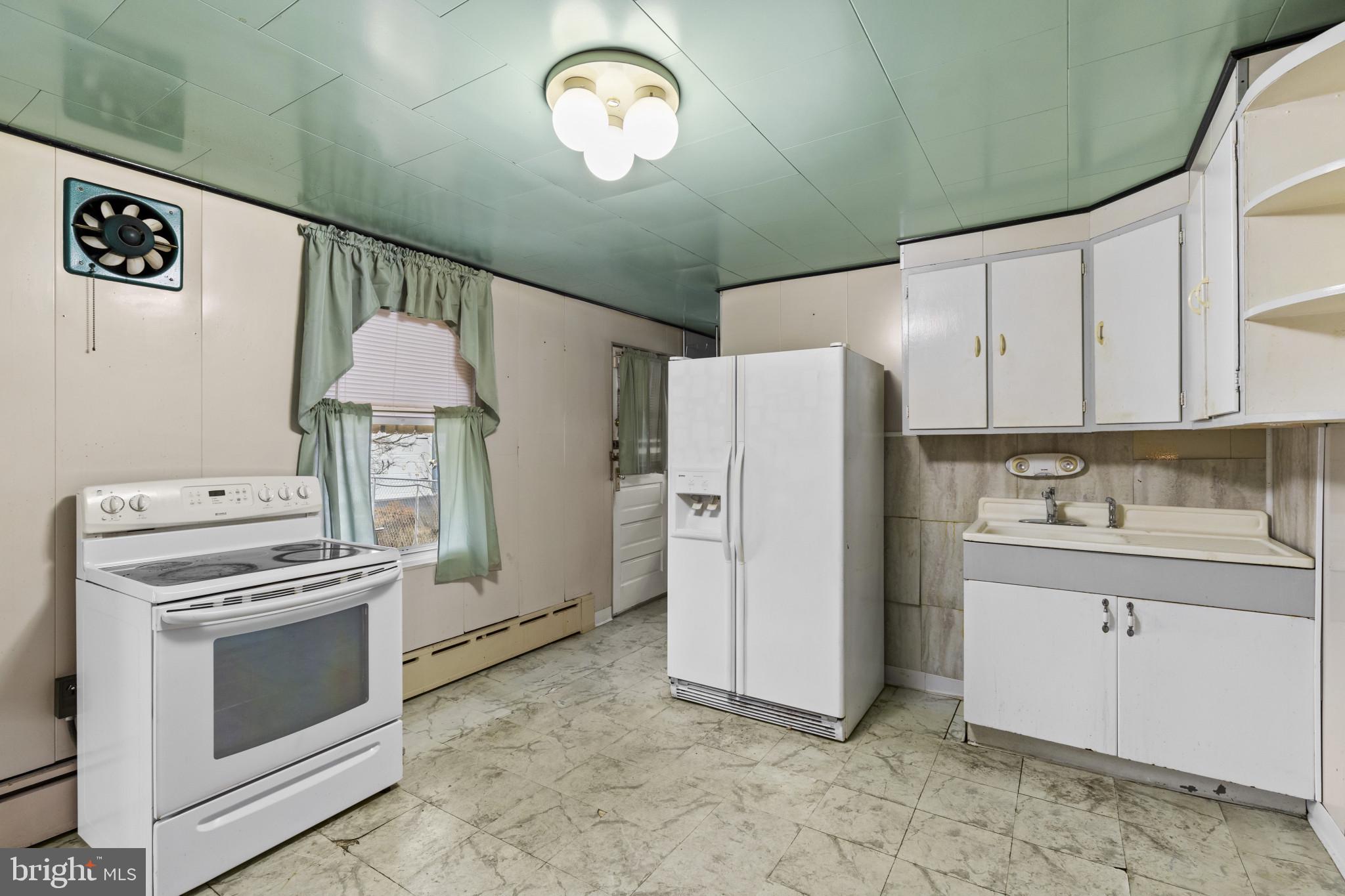 EASTERN HEIGHTS - Residential