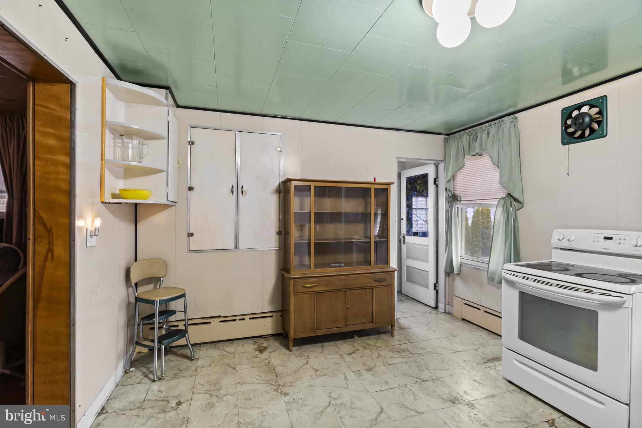 EASTERN HEIGHTS - Residential