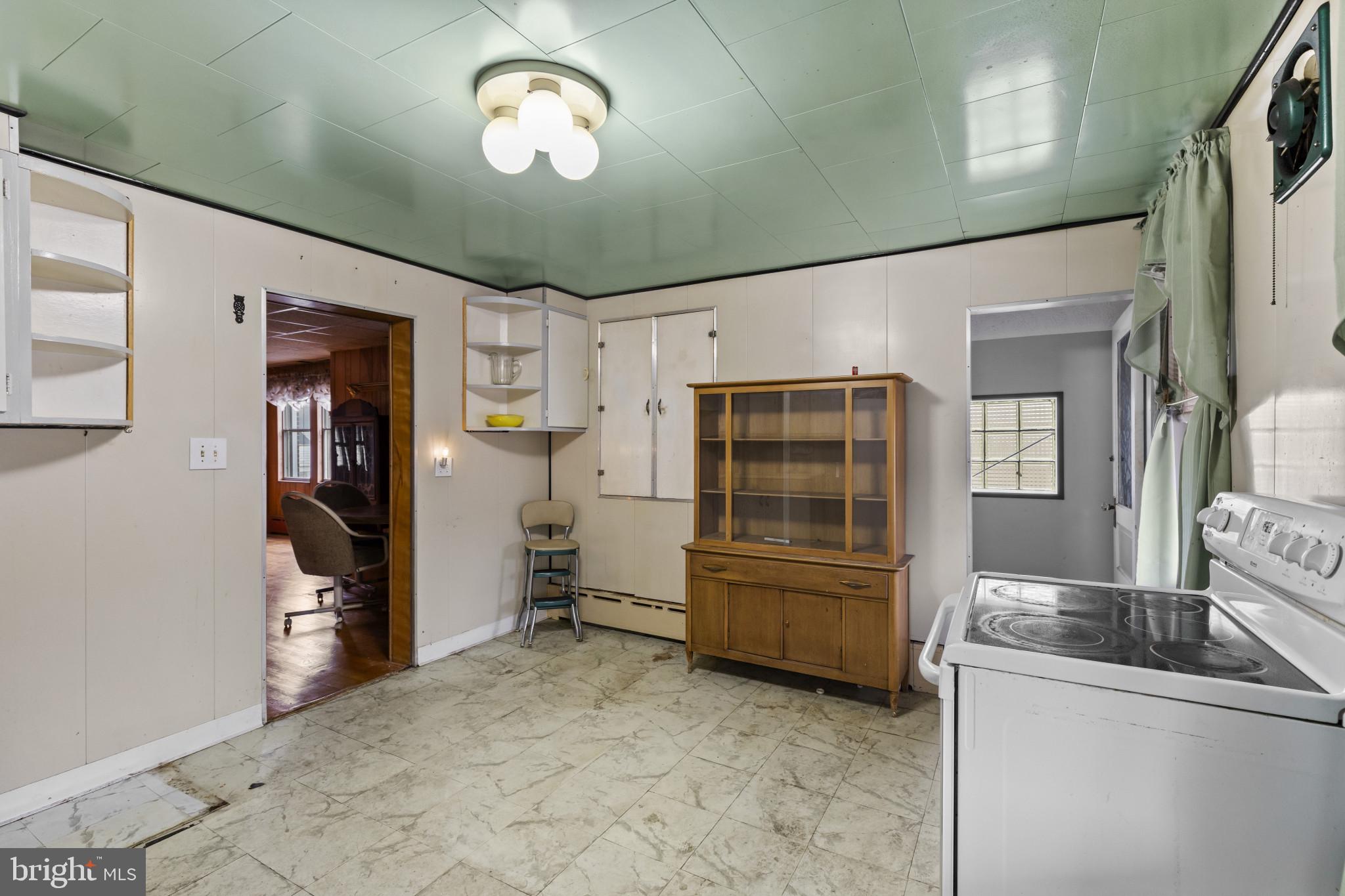 EASTERN HEIGHTS - Residential