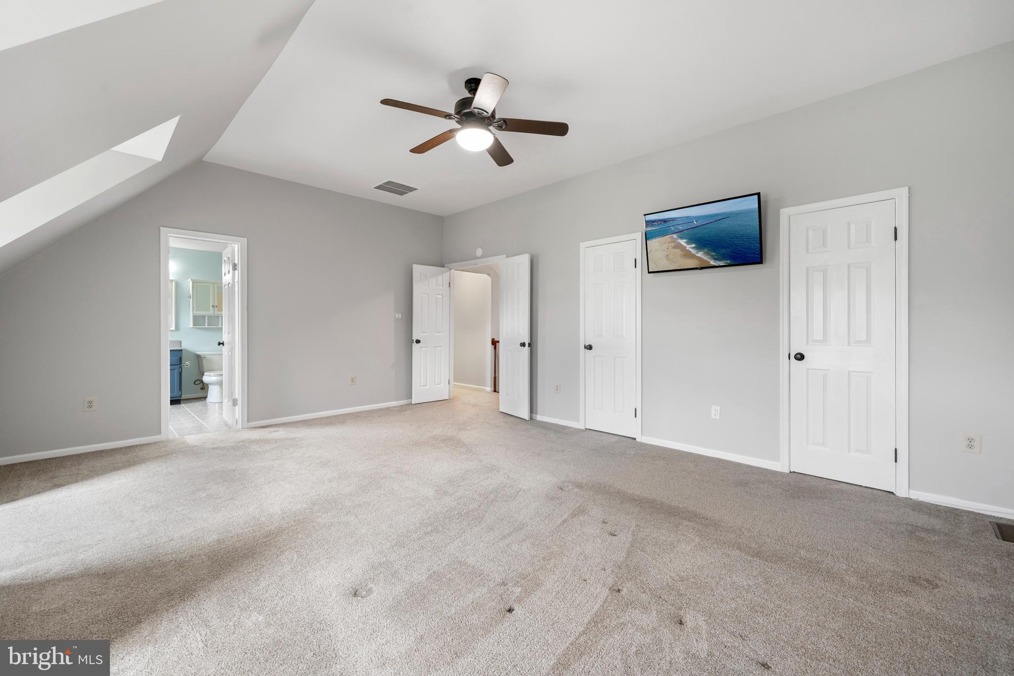 PINEFIELD MEADOWS - Residential