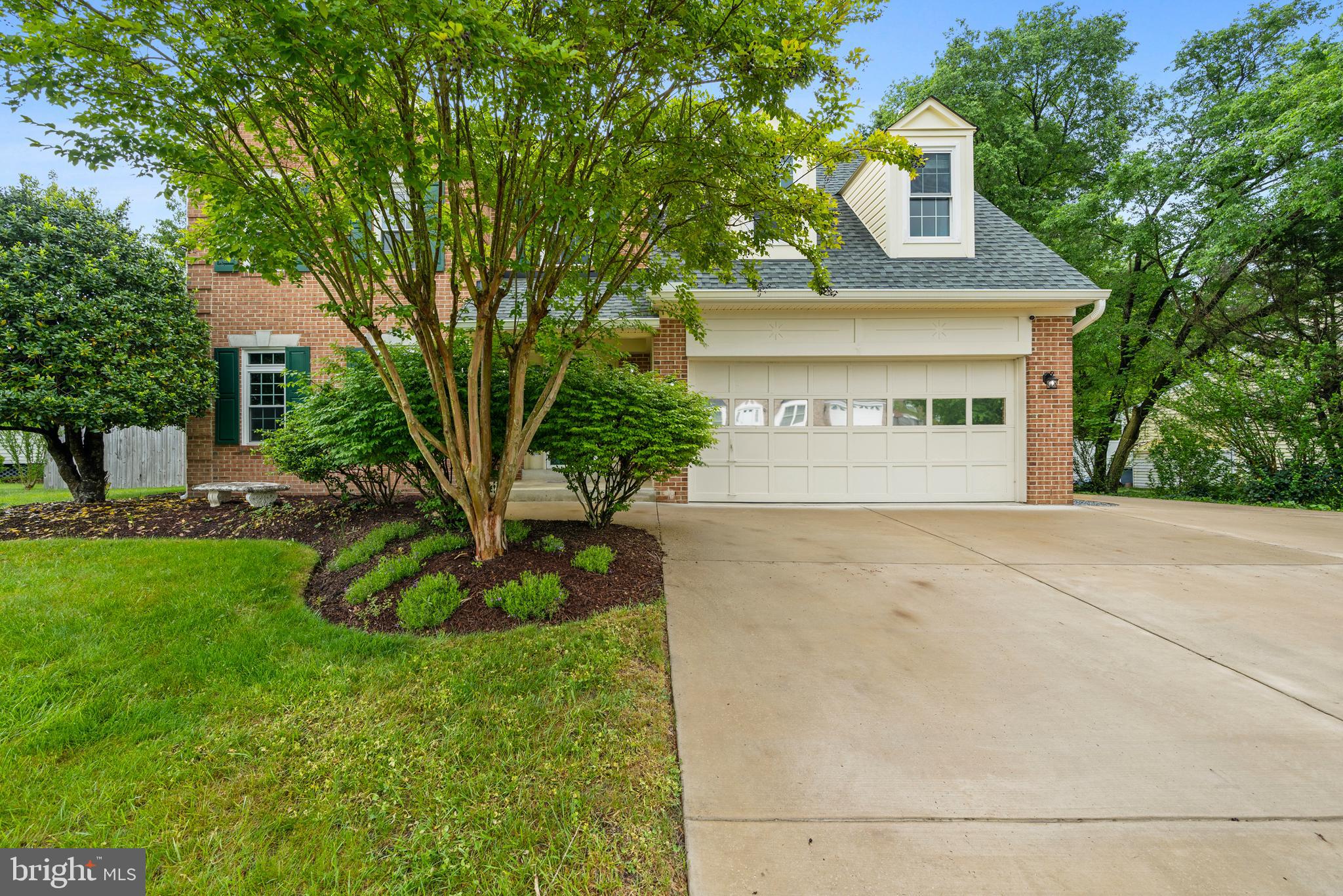 PINEFIELD MEADOWS - Residential