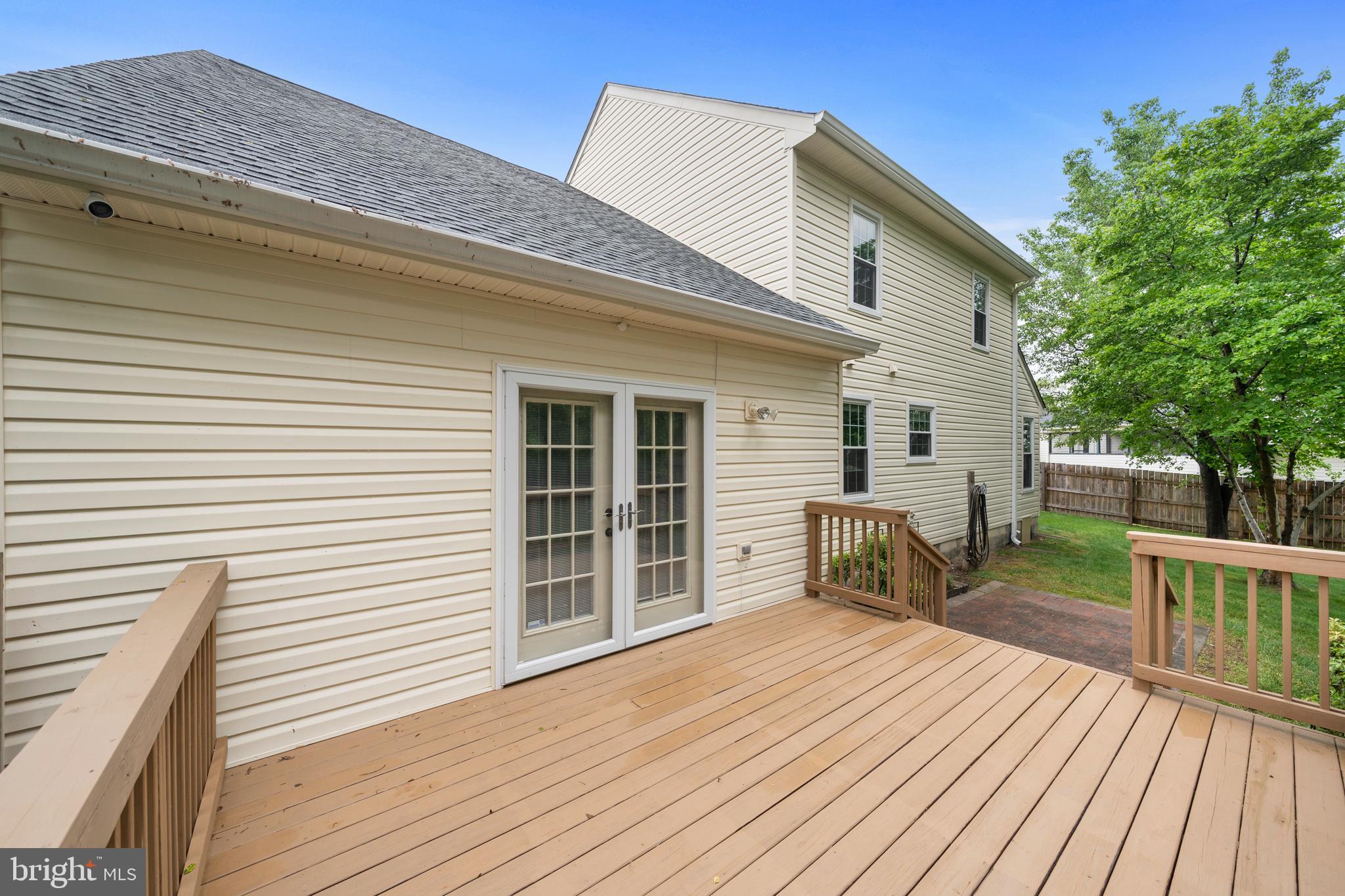 PINEFIELD MEADOWS - Residential