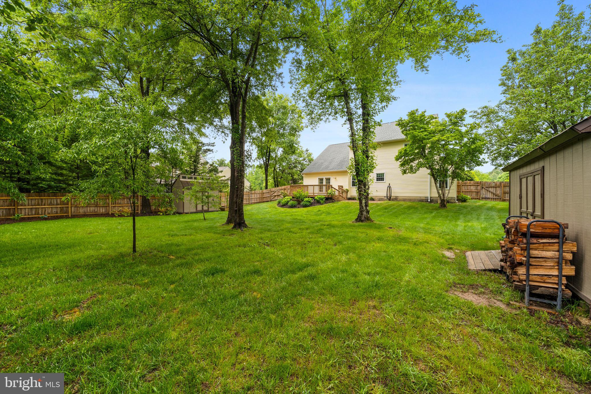 PINEFIELD MEADOWS - Residential