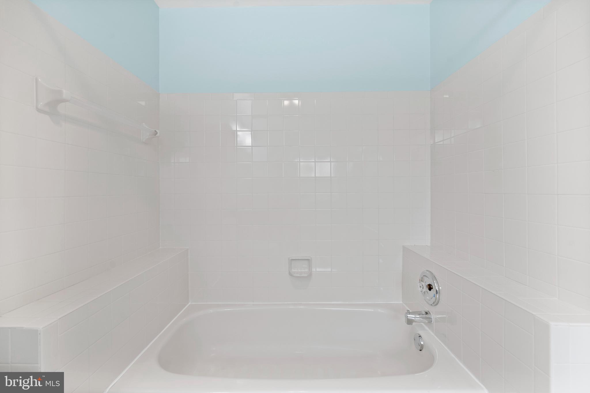 PINEFIELD MEADOWS - Residential