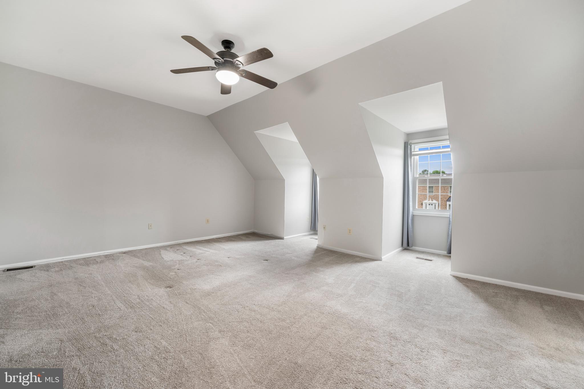 PINEFIELD MEADOWS - Residential