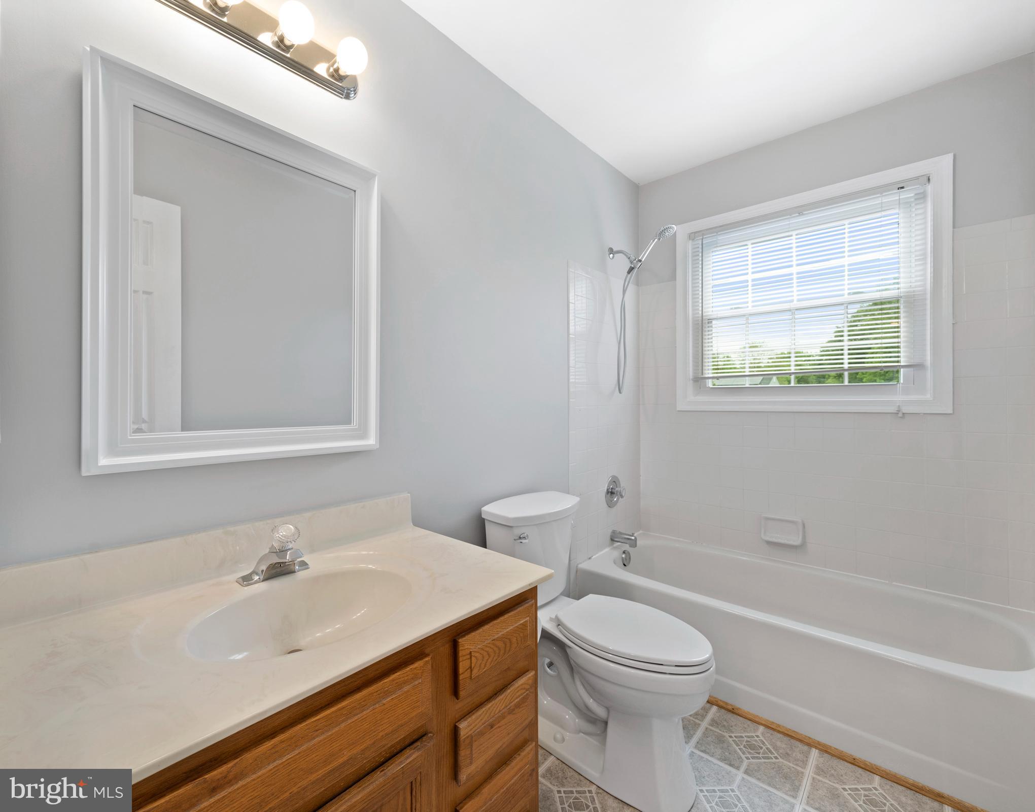 PINEFIELD MEADOWS - Residential