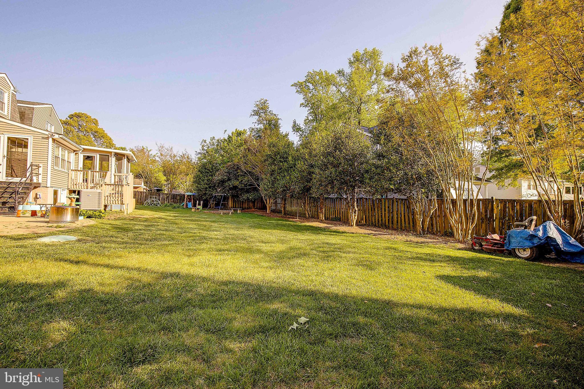 LOCH HAVEN - Residential