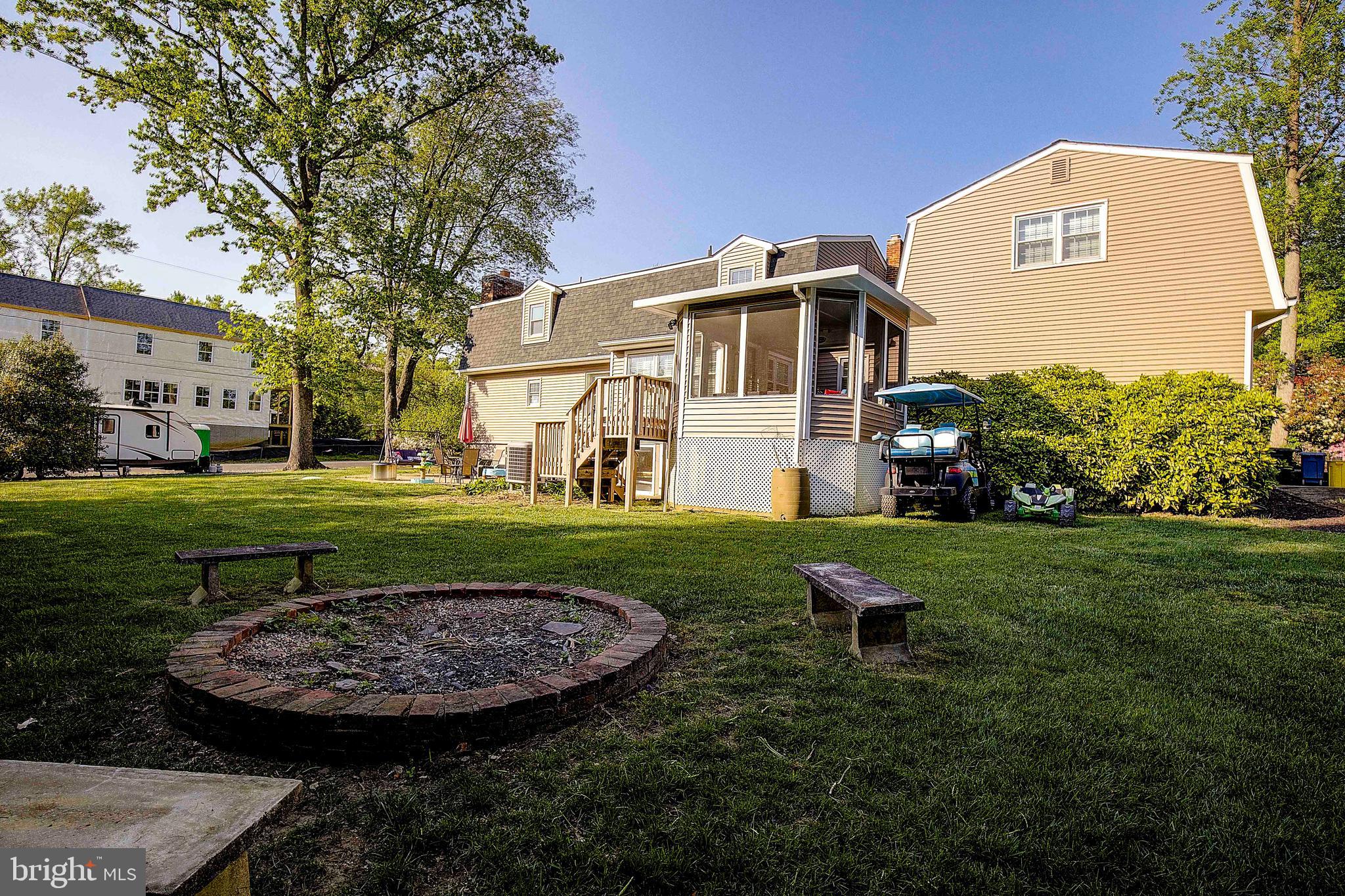 LOCH HAVEN - Residential