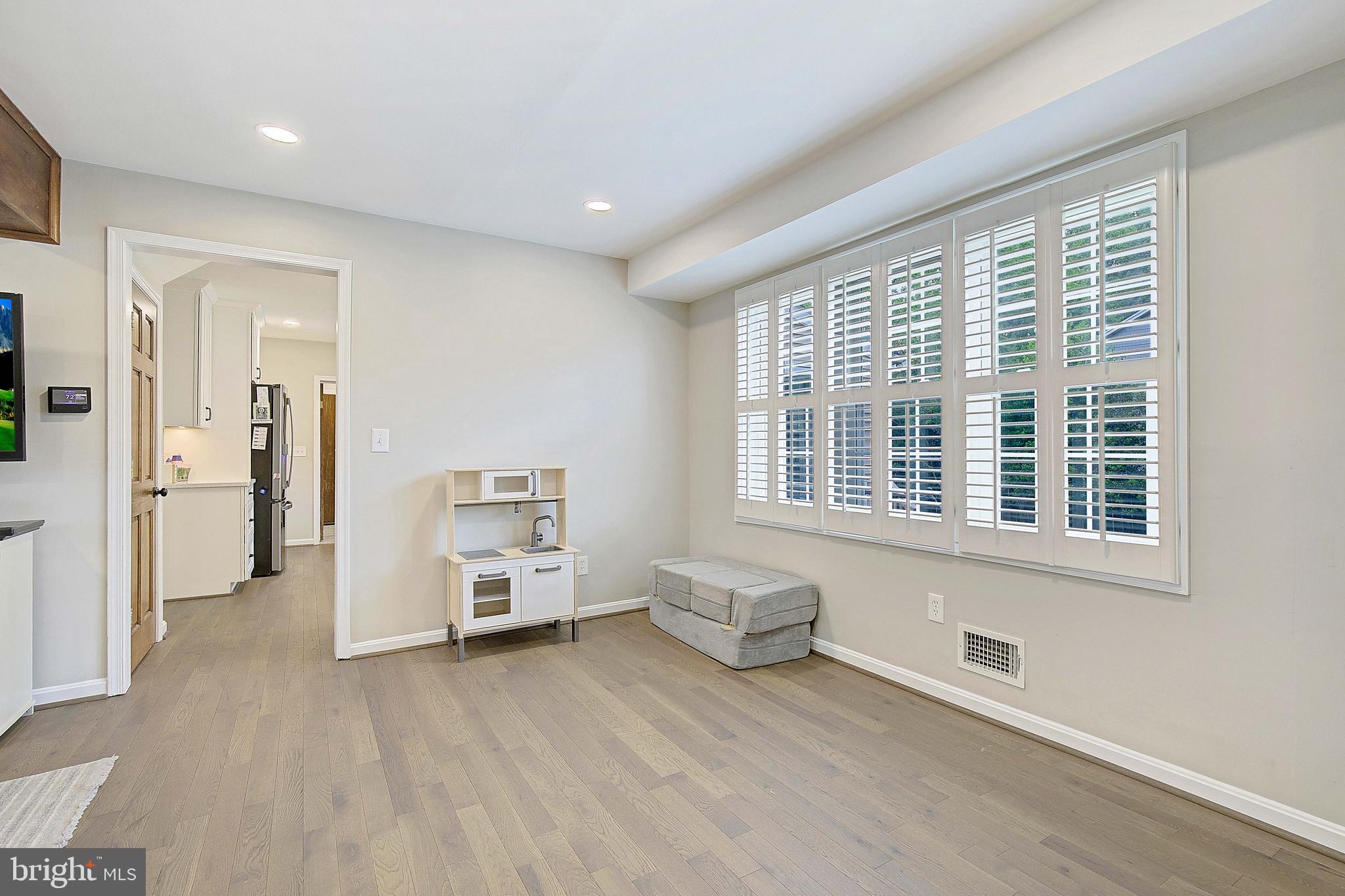 LOCH HAVEN - Residential