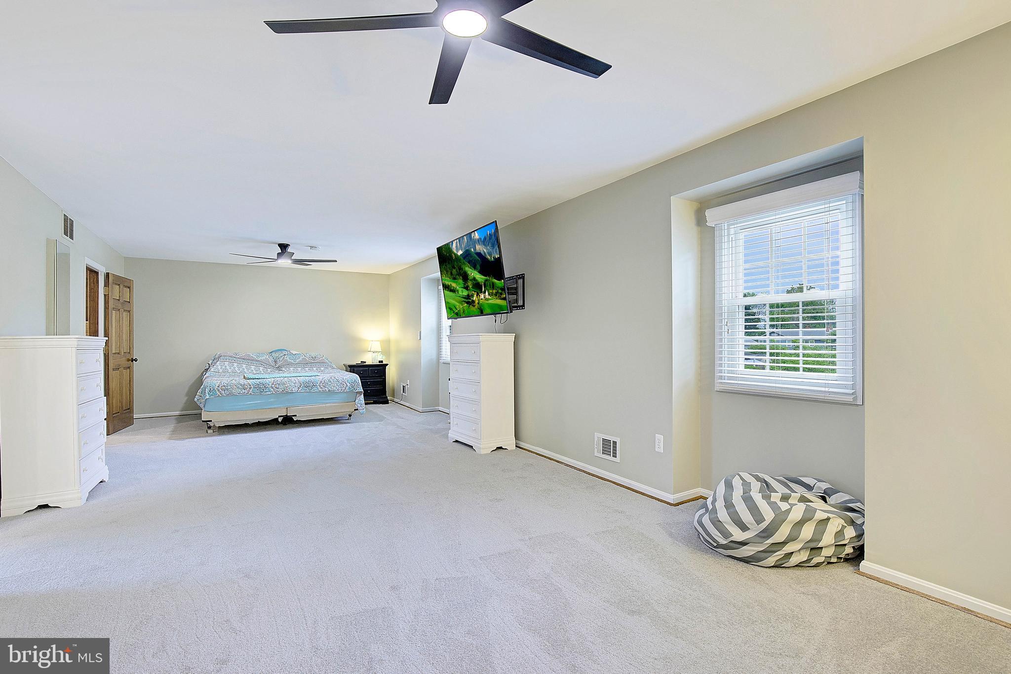 LOCH HAVEN - Residential