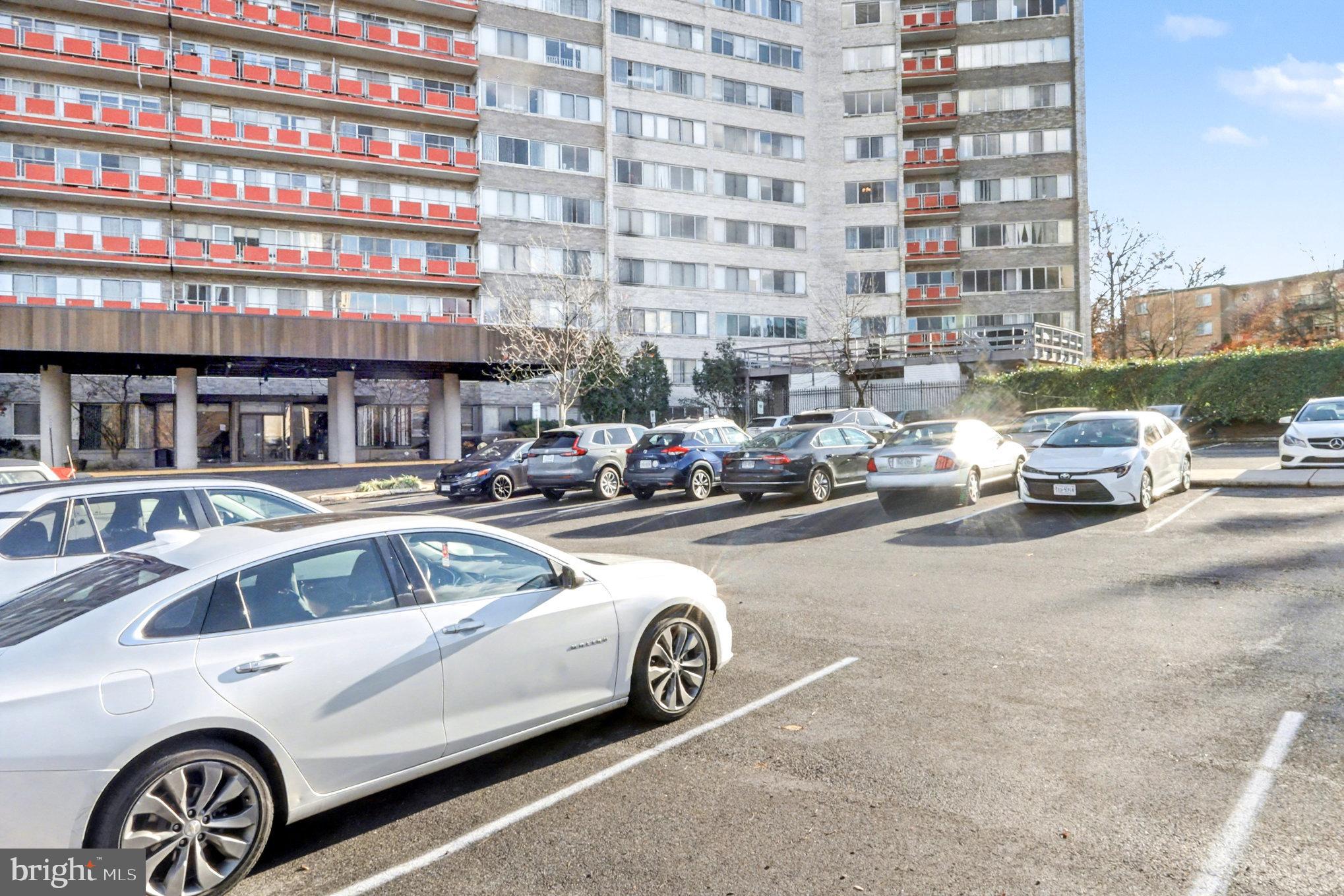 PAVILION ON THE PARK - Residential