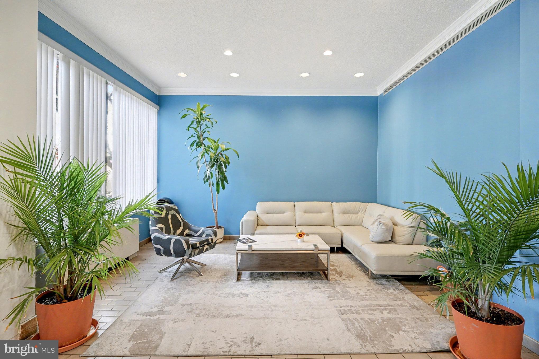 5340 HOLMES RUN PARKWAY 1118