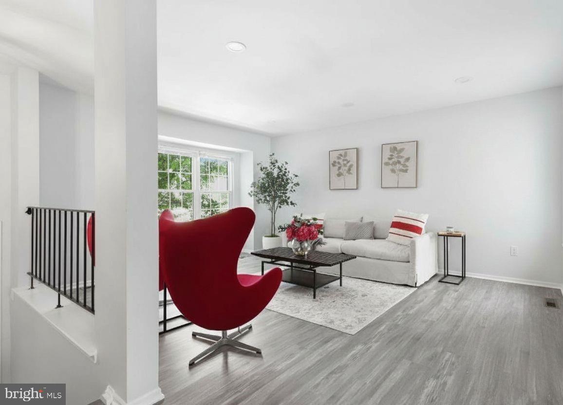 660 IVY LEAGUE LANE 14-83