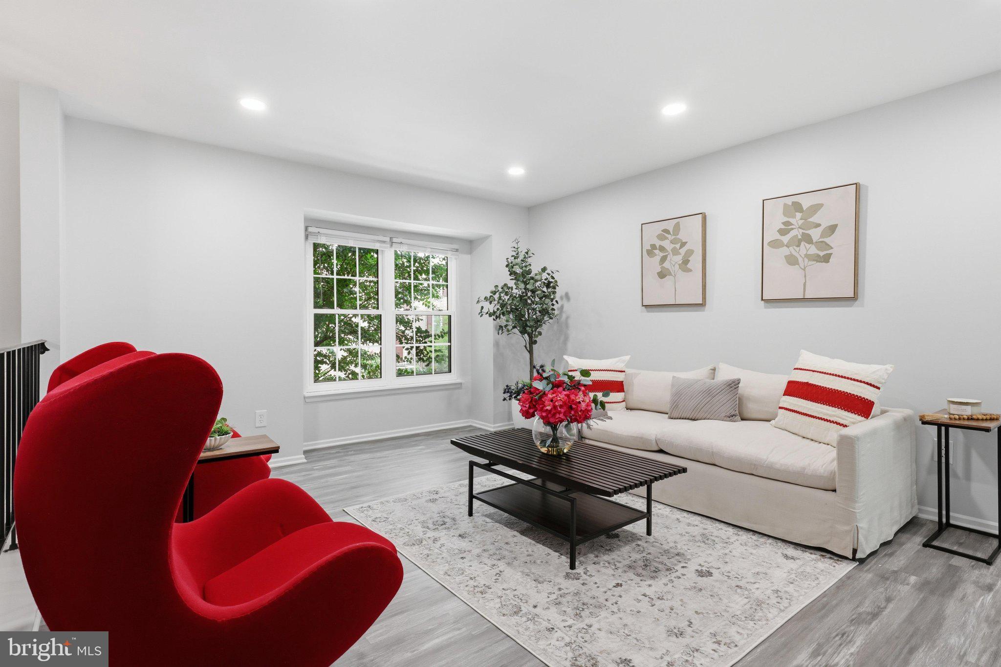 660 IVY LEAGUE LANE 14-83
