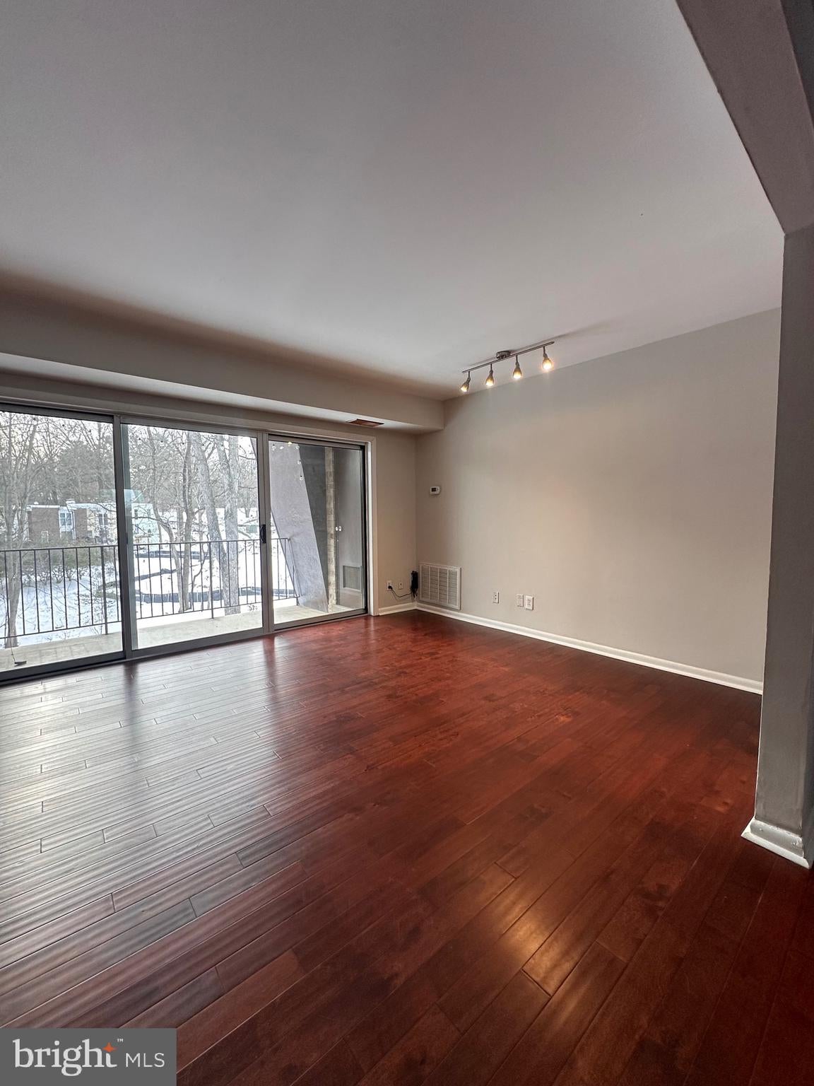 11625 VANTAGE HILL ROAD 22B