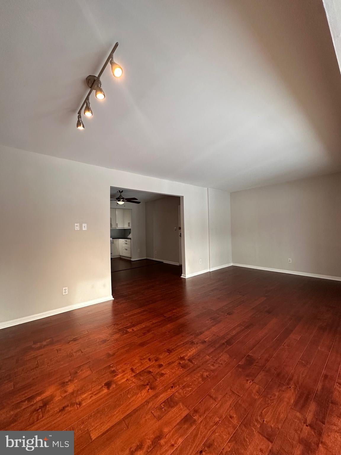 11625 VANTAGE HILL ROAD 22B