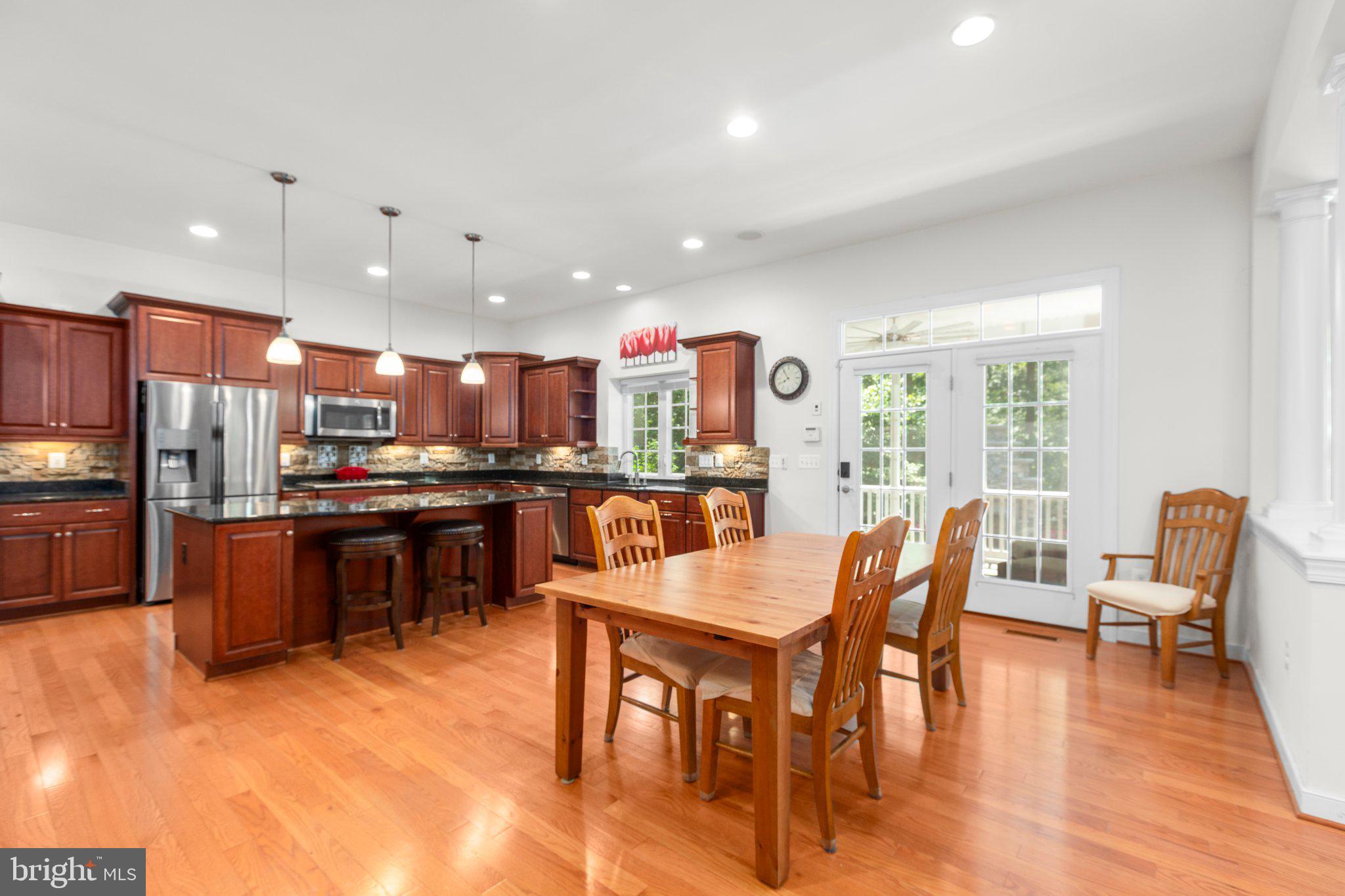 25 DELPHINIUM WAY