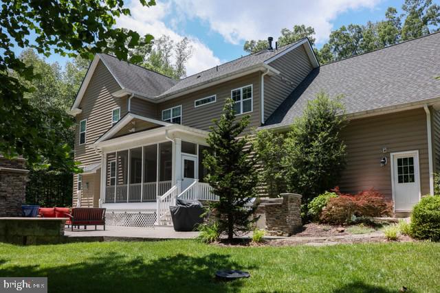 25 DELPHINIUM WAY