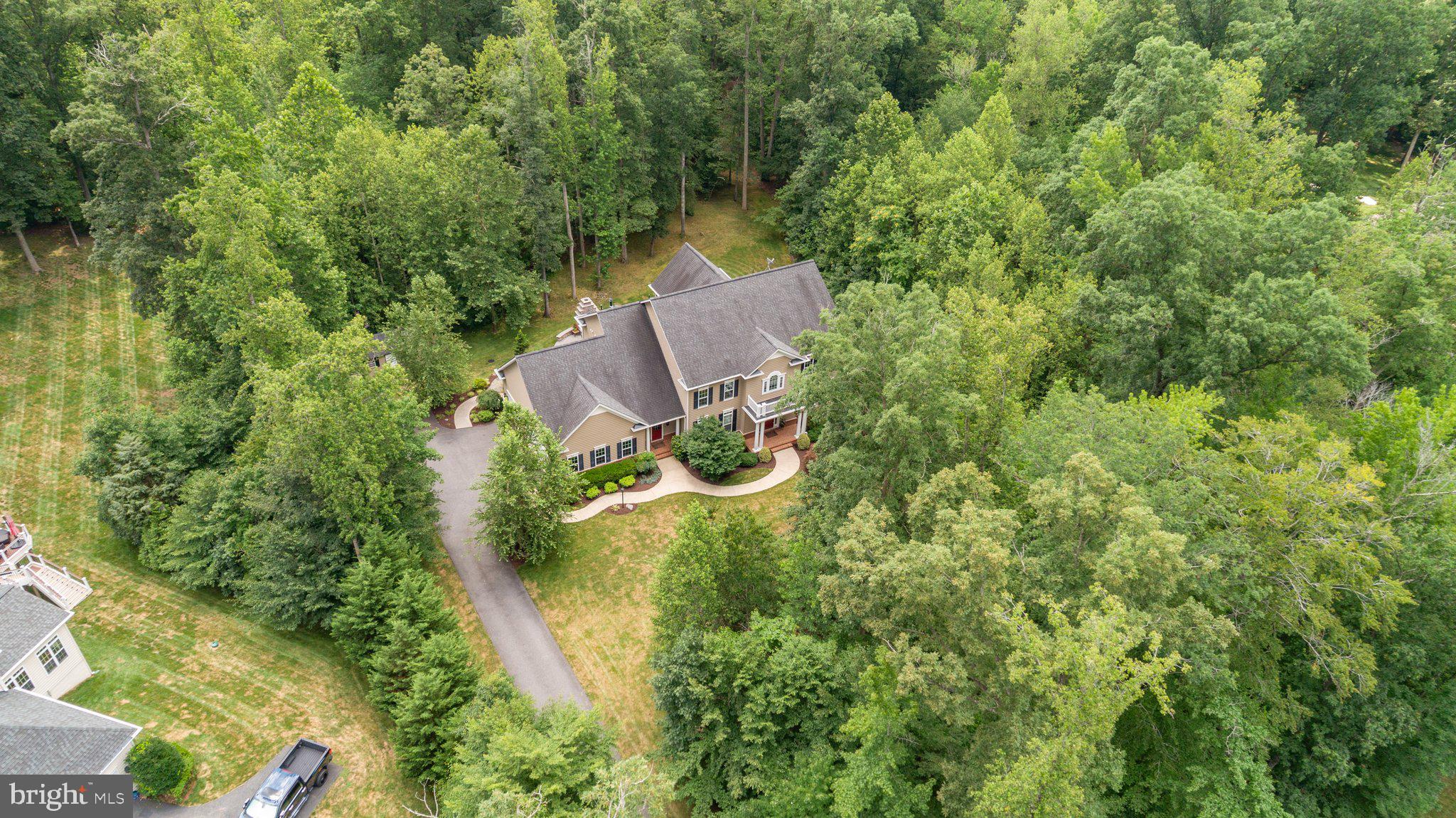 25 DELPHINIUM WAY