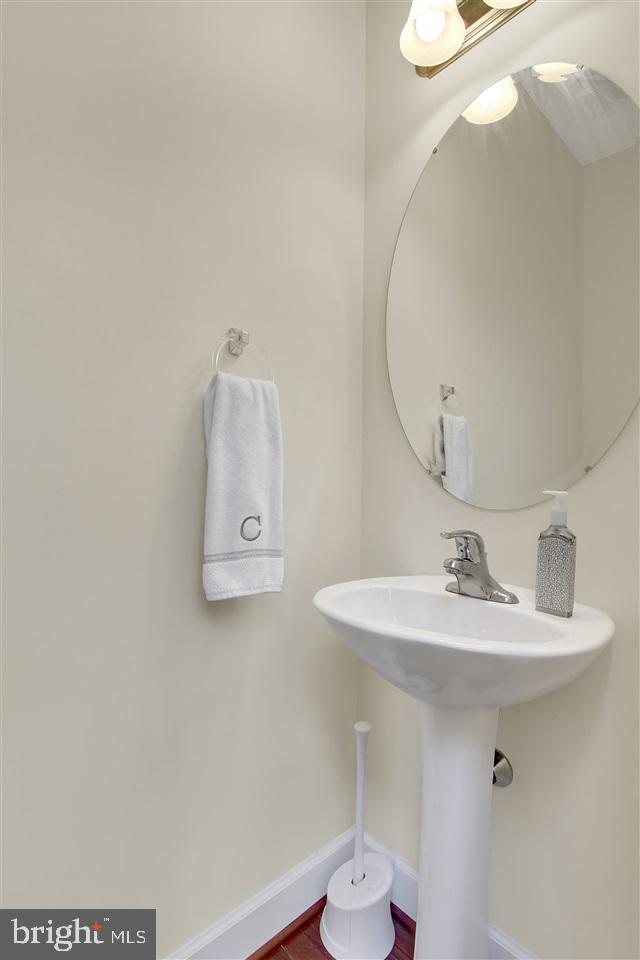 WHISPER RUN - Residential