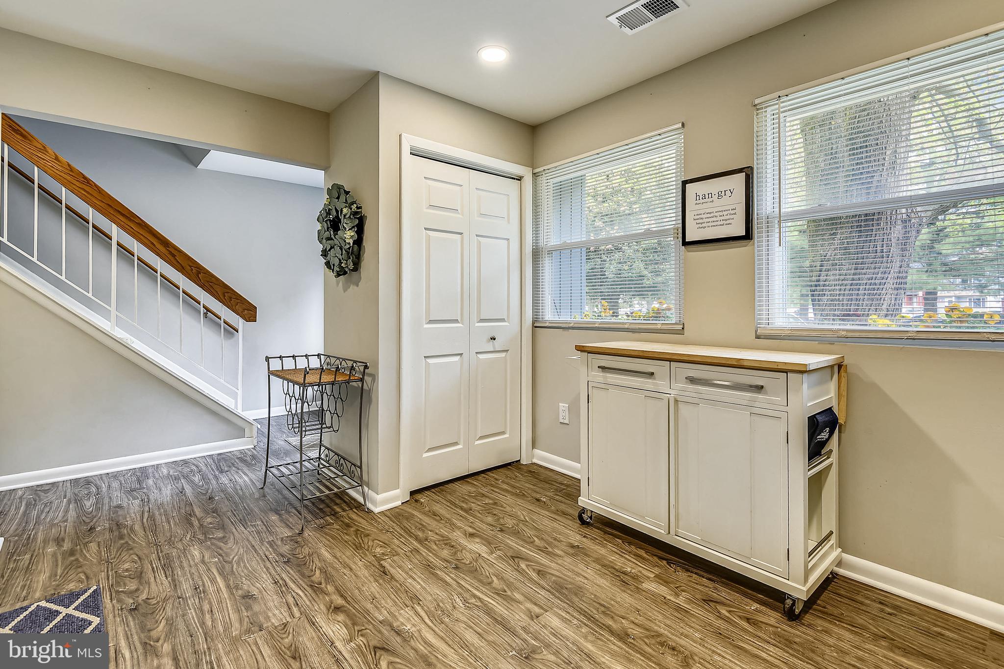 WHISPERING WOODS - Residential