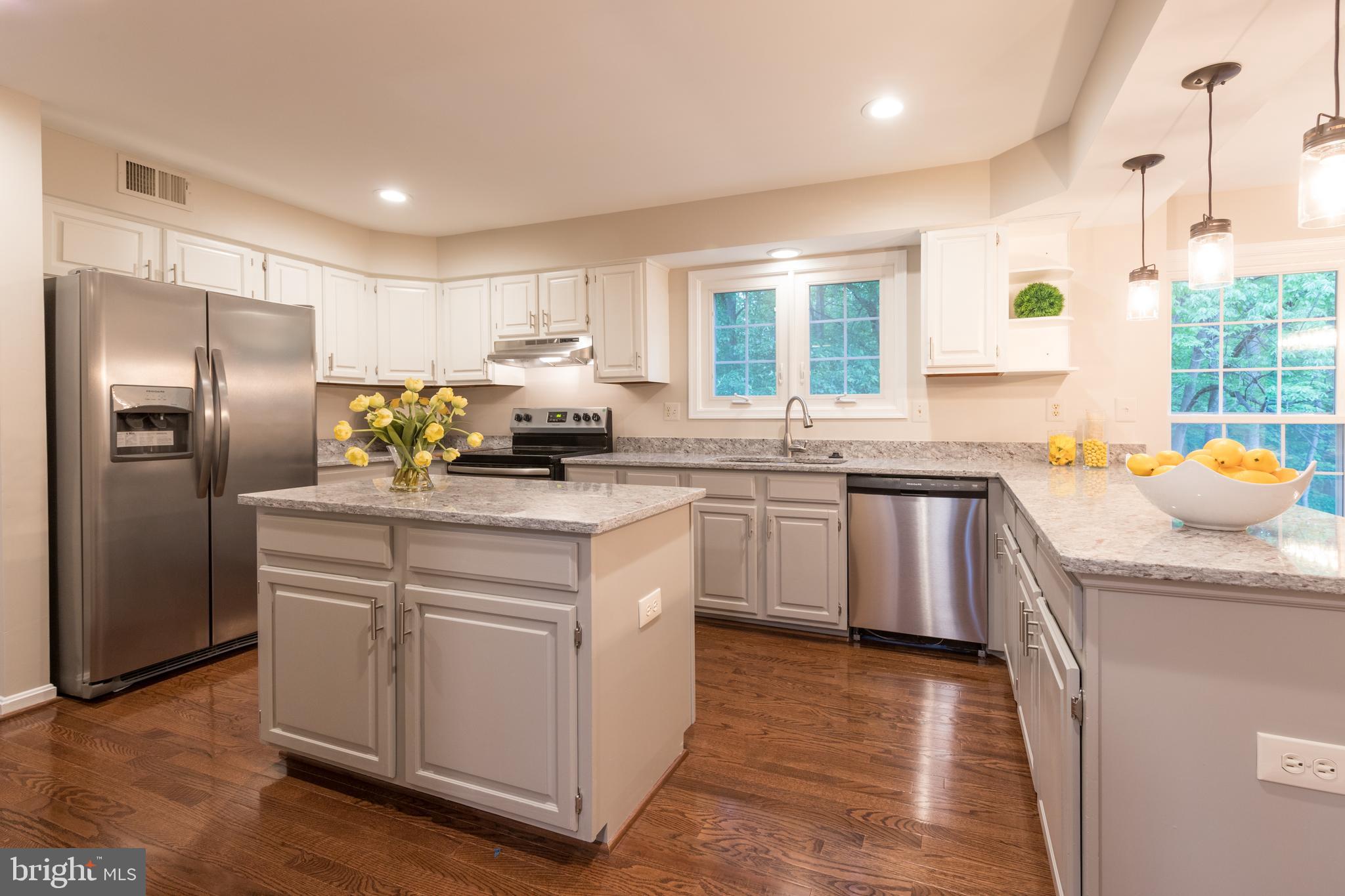 TRIPLE RIDGE - Residential