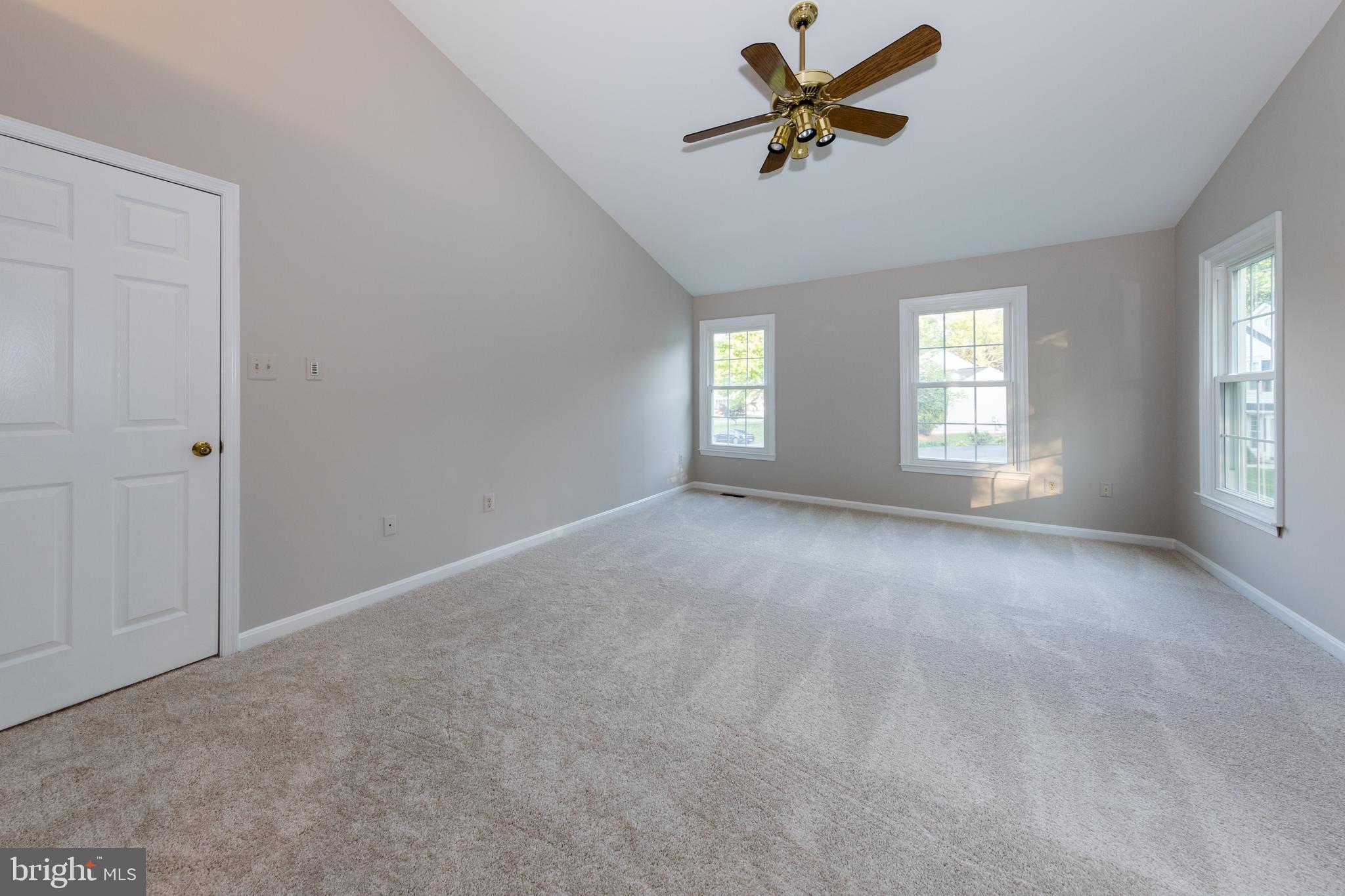 TRIPLE RIDGE - Residential