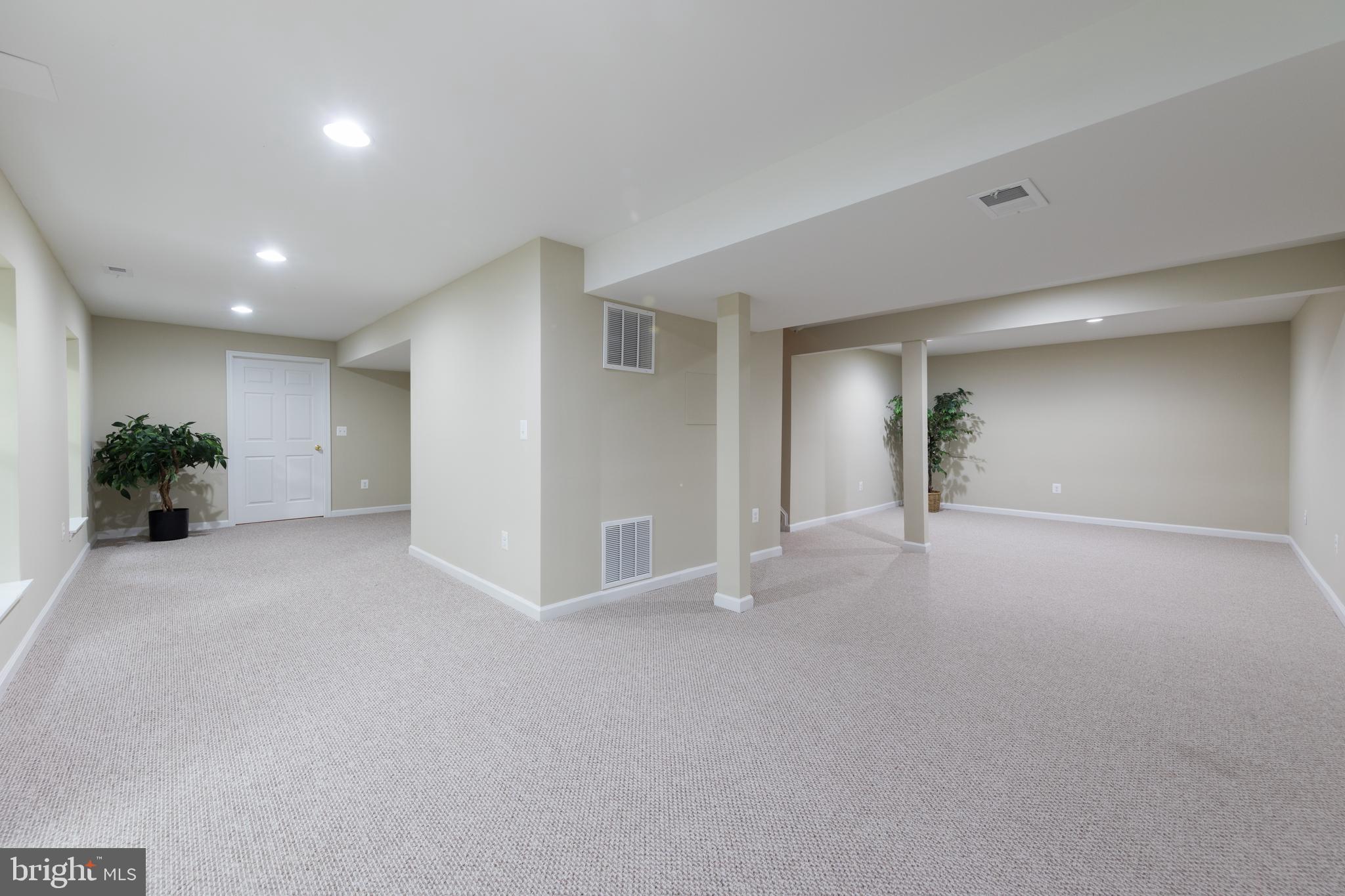 TRIPLE RIDGE - Residential