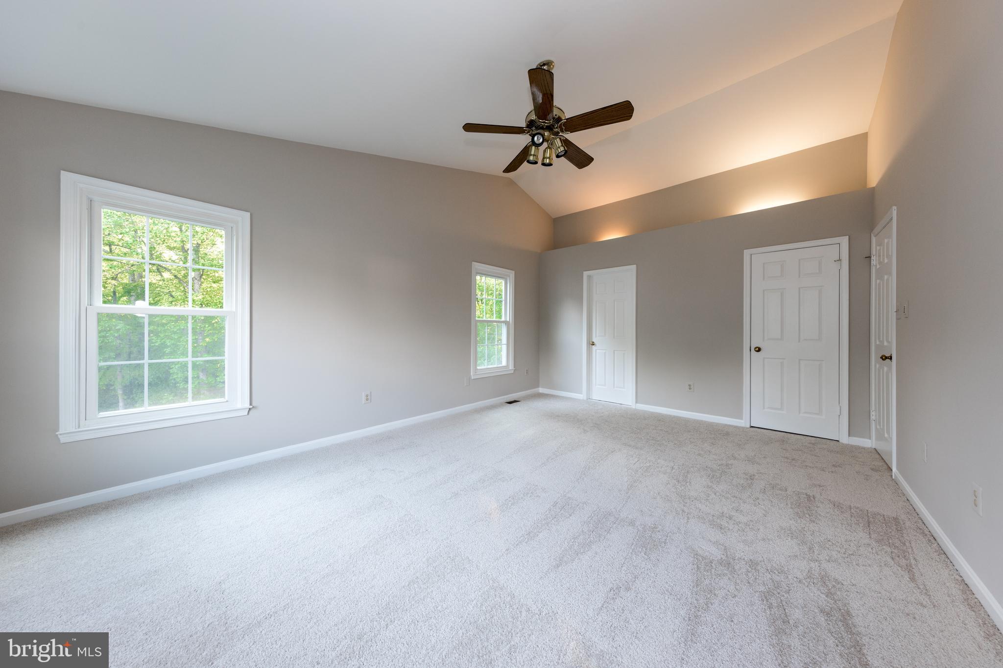 TRIPLE RIDGE - Residential