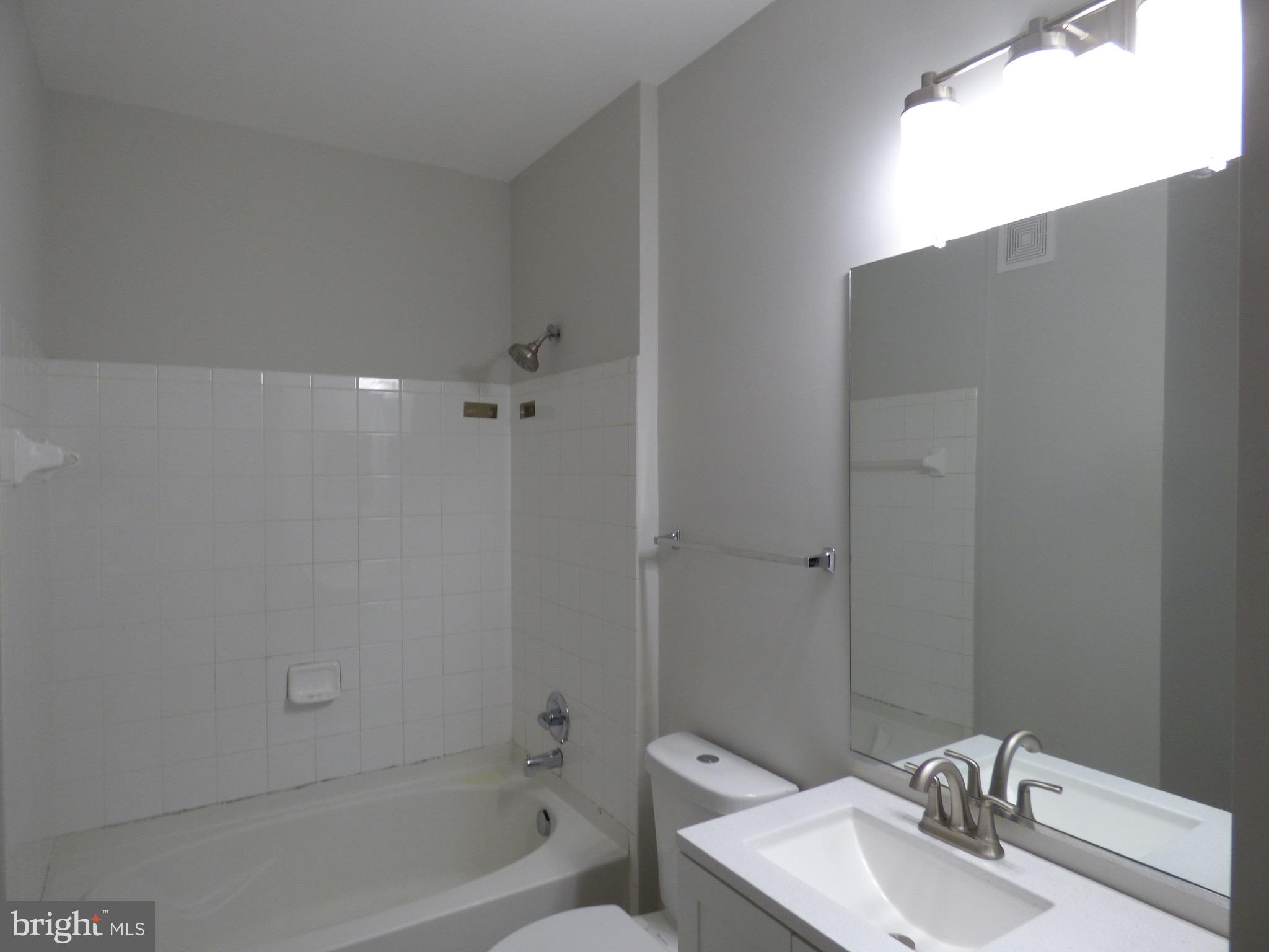 CHANTILLY PARK - Residential