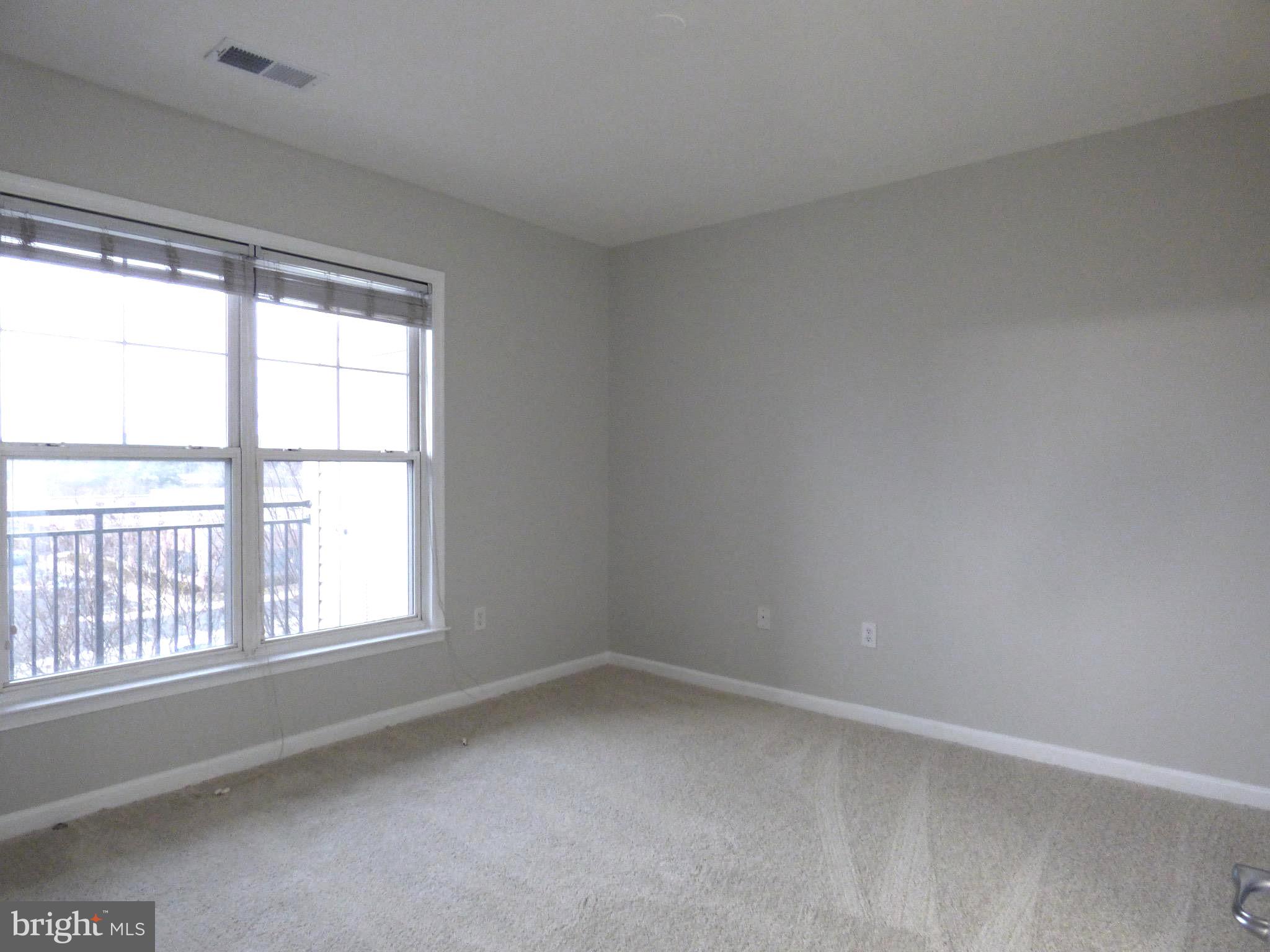 CHANTILLY PARK - Residential