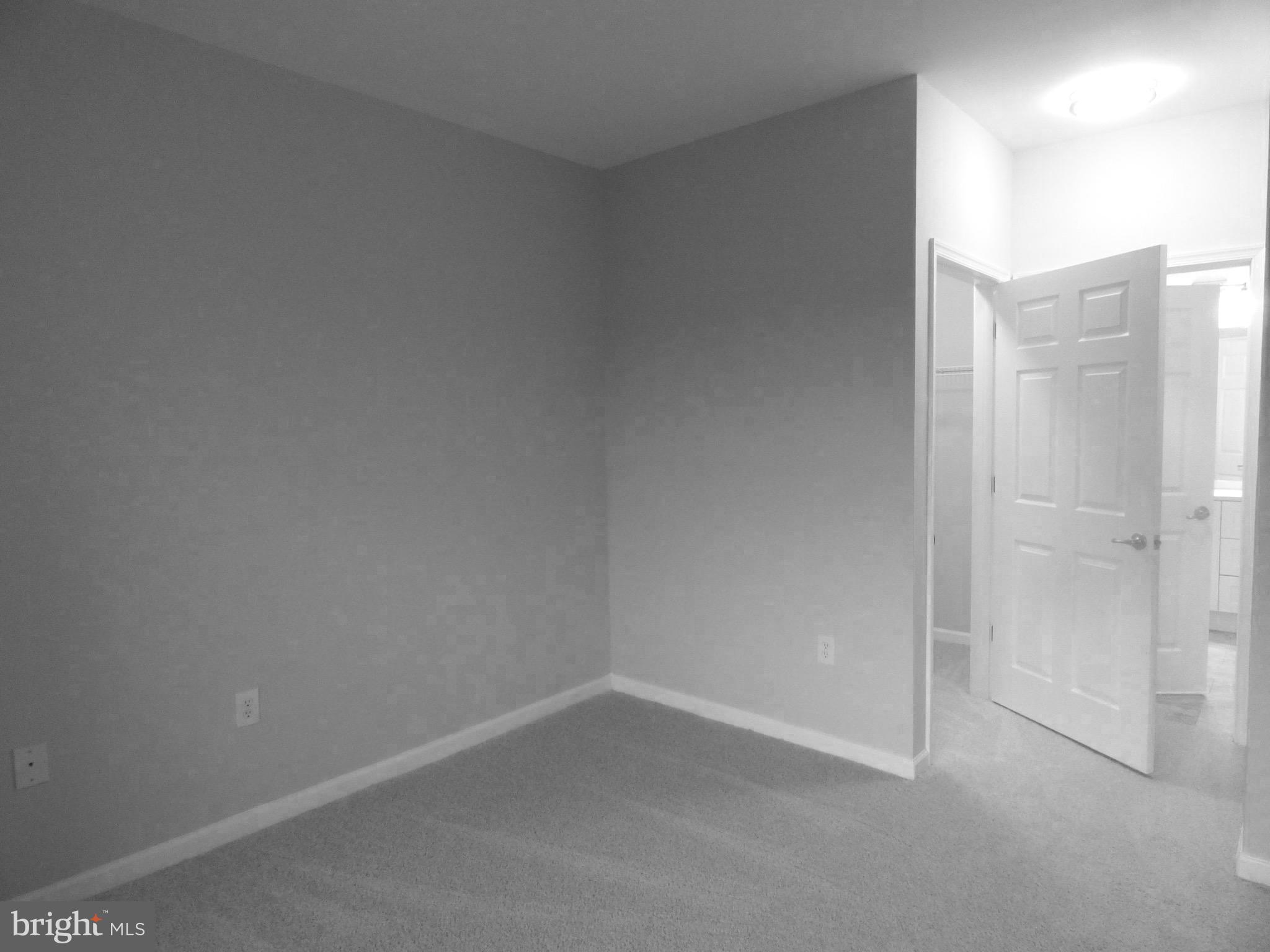 CHANTILLY PARK - Residential