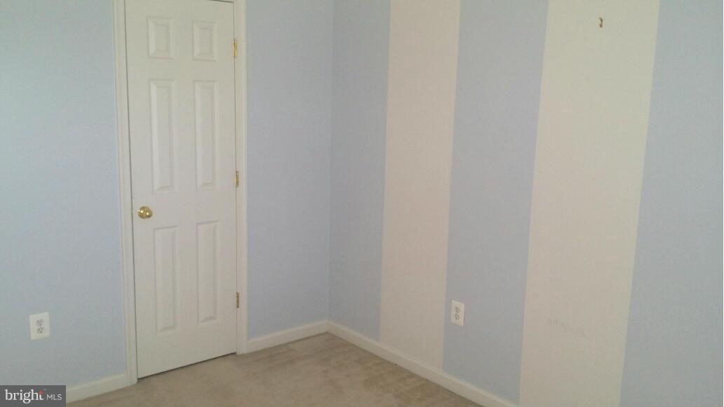 THE FALLS AT LEE'S PARKE - Residential