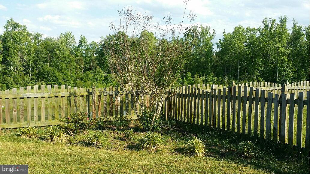 THE FALLS AT LEE'S PARKE - Residential