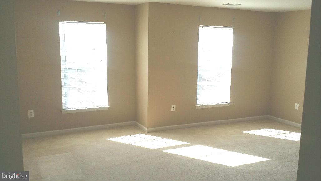 THE FALLS AT LEE'S PARKE - Residential