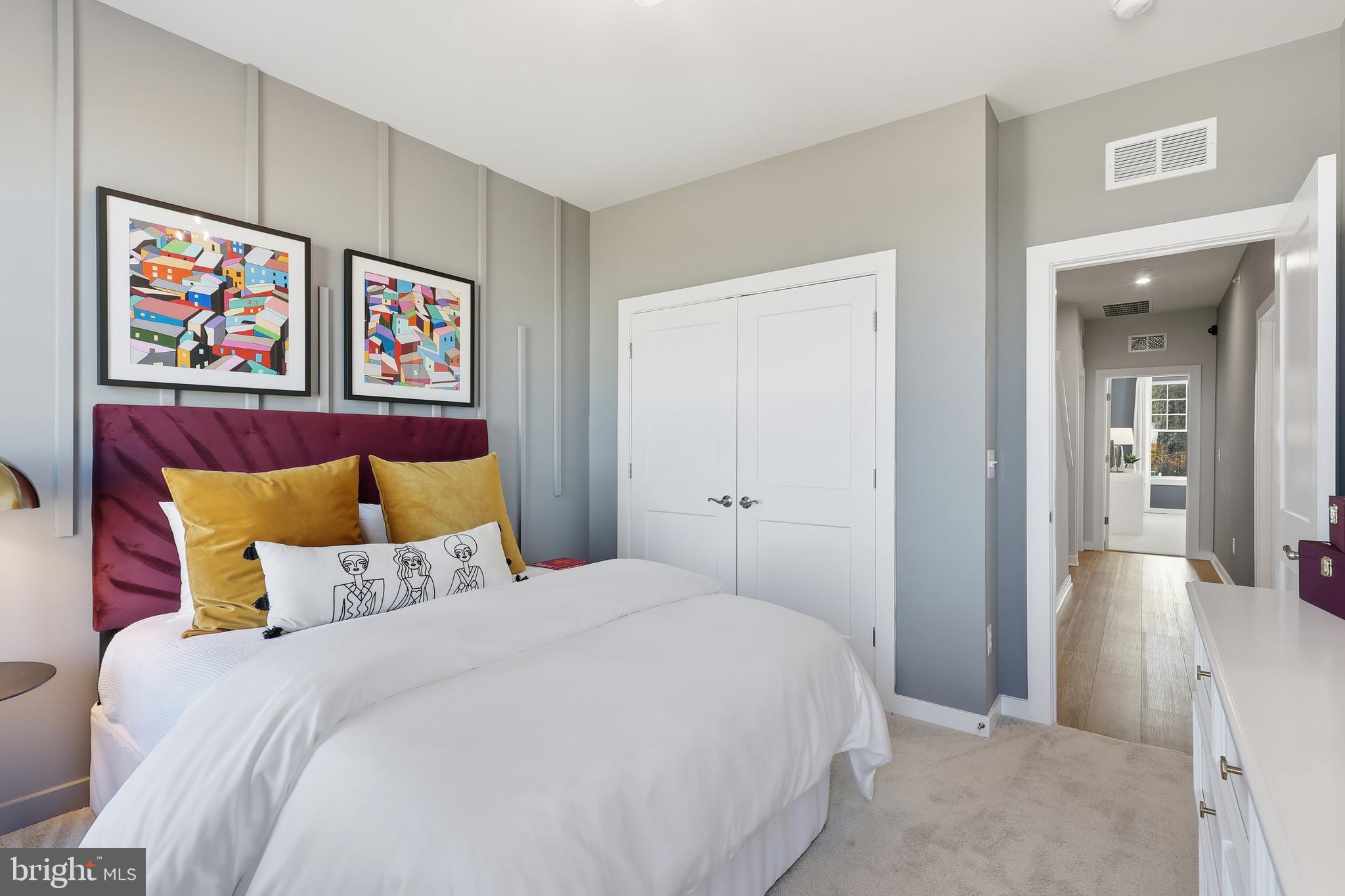 POTOMAC SHORES - Residential