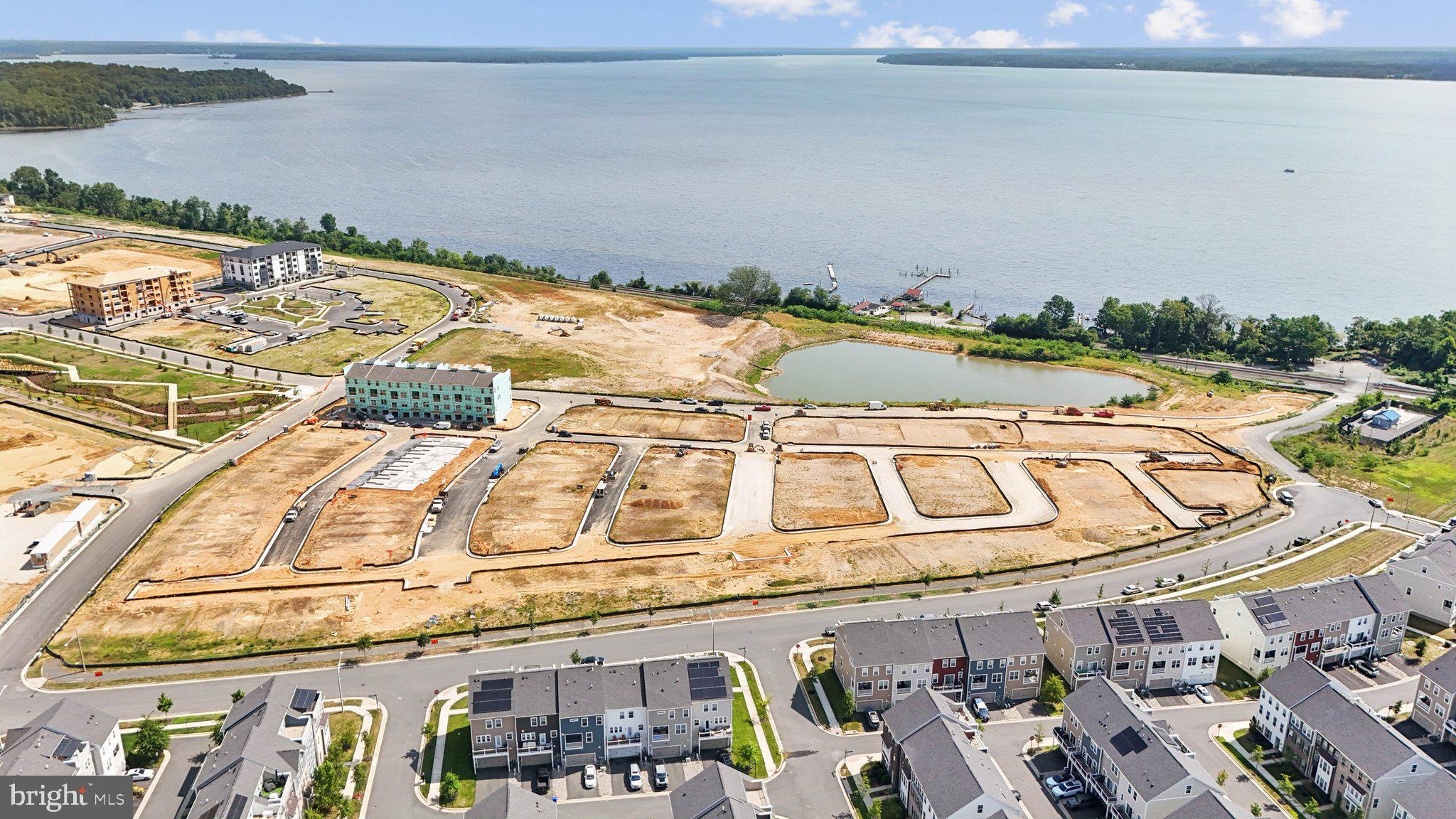 POTOMAC SHORES - Residential