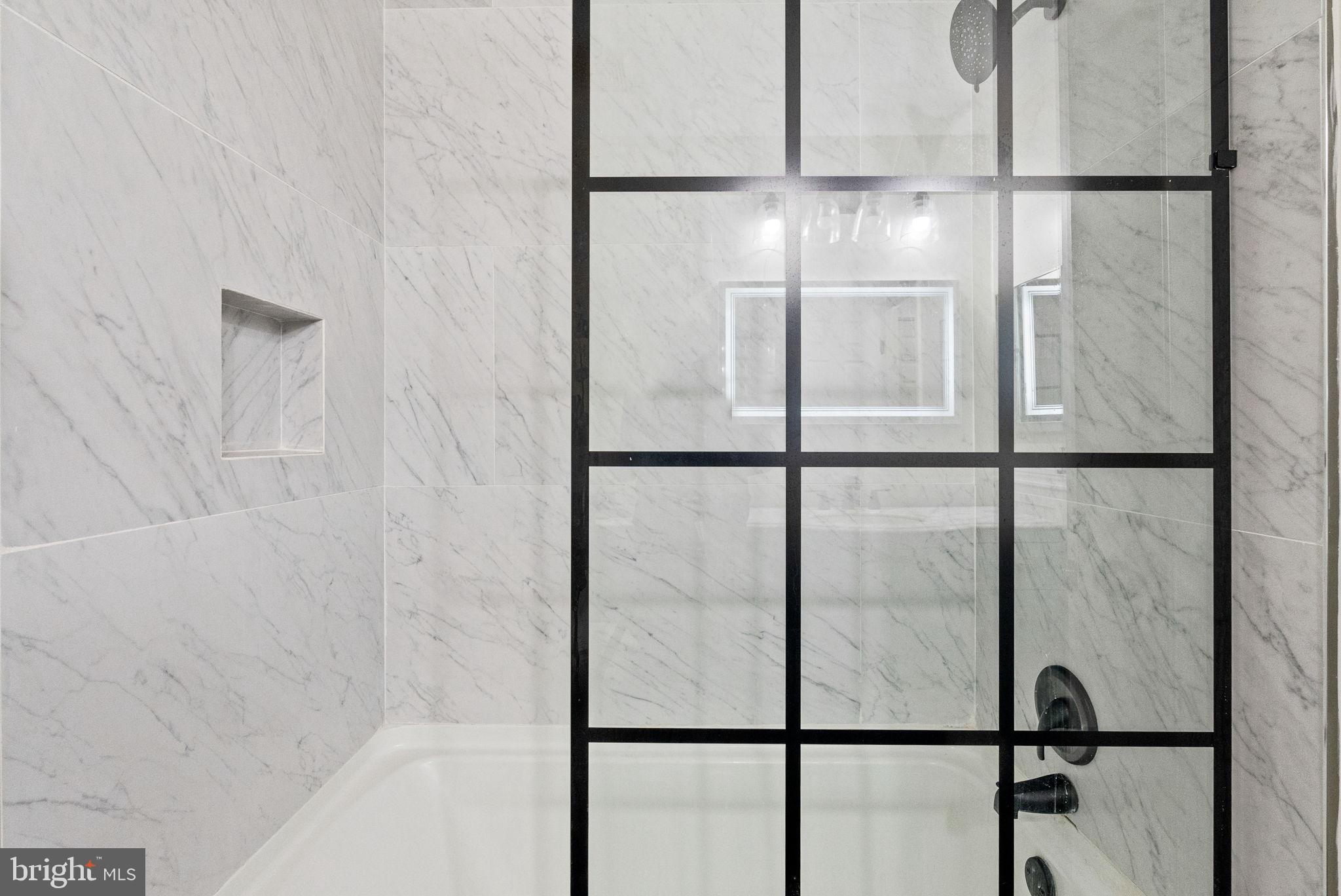 GLENSFORD - Residential Lease