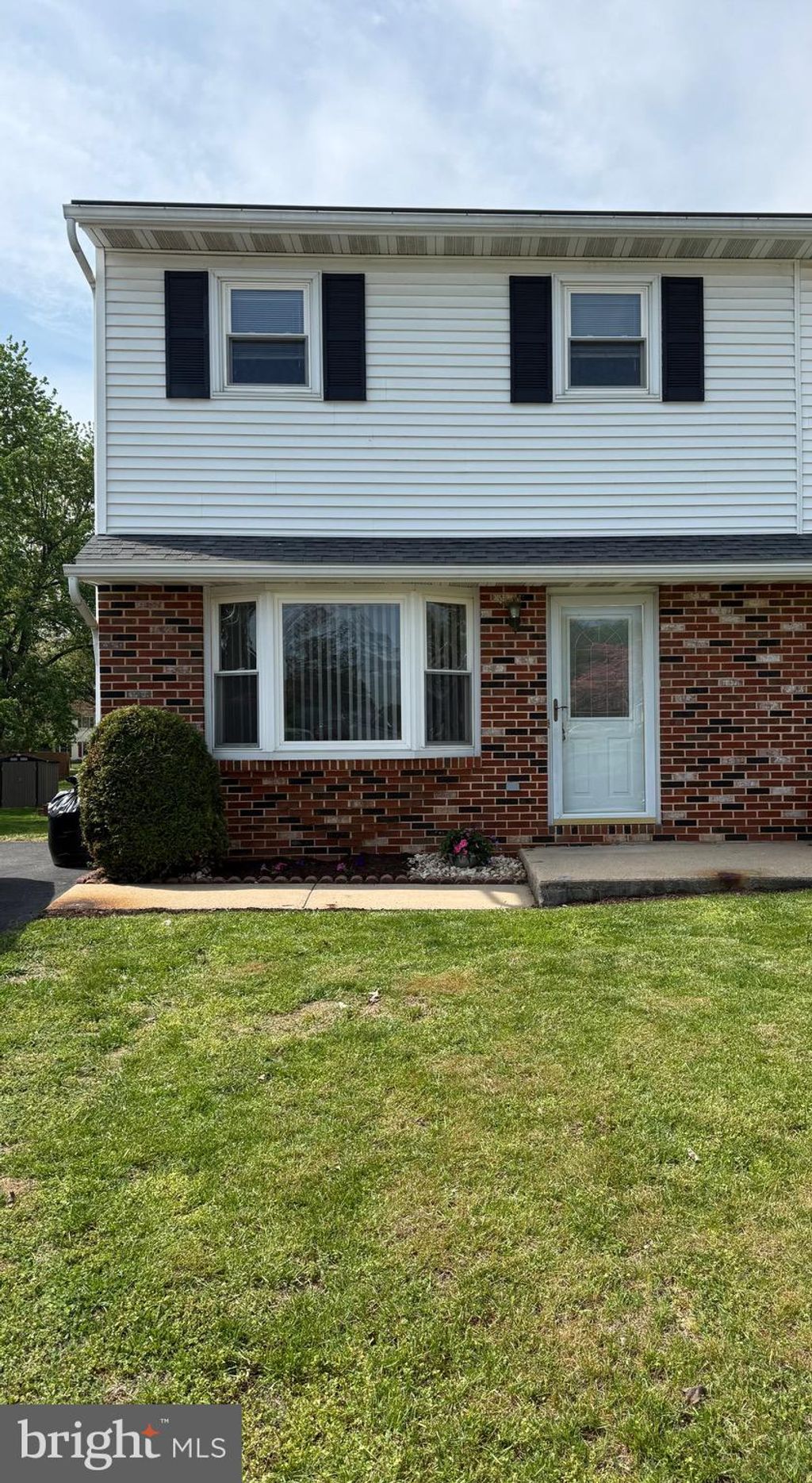 Photo of 467 S Plum Street, MOUNT JOY, PA 17552 (MLS # PALA2086660)