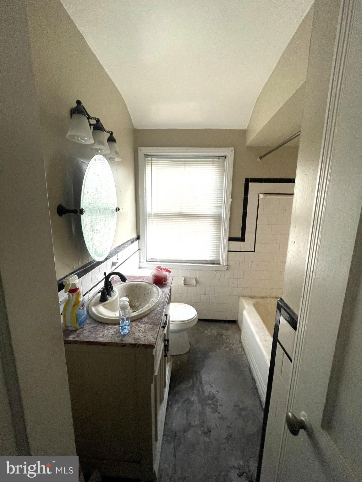 NEW NORTHWOOD - Residential