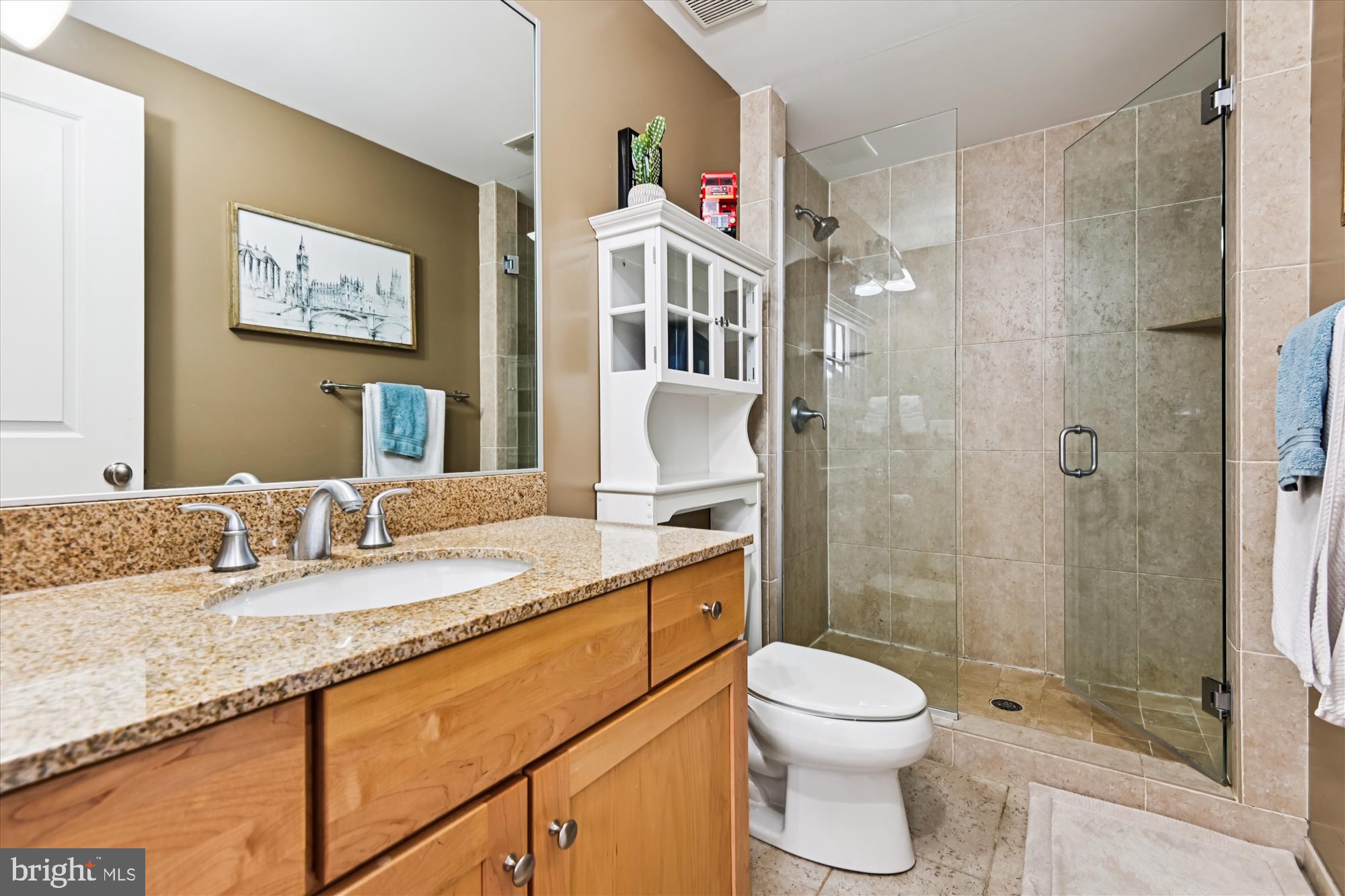 LOCUST POINT - Residential