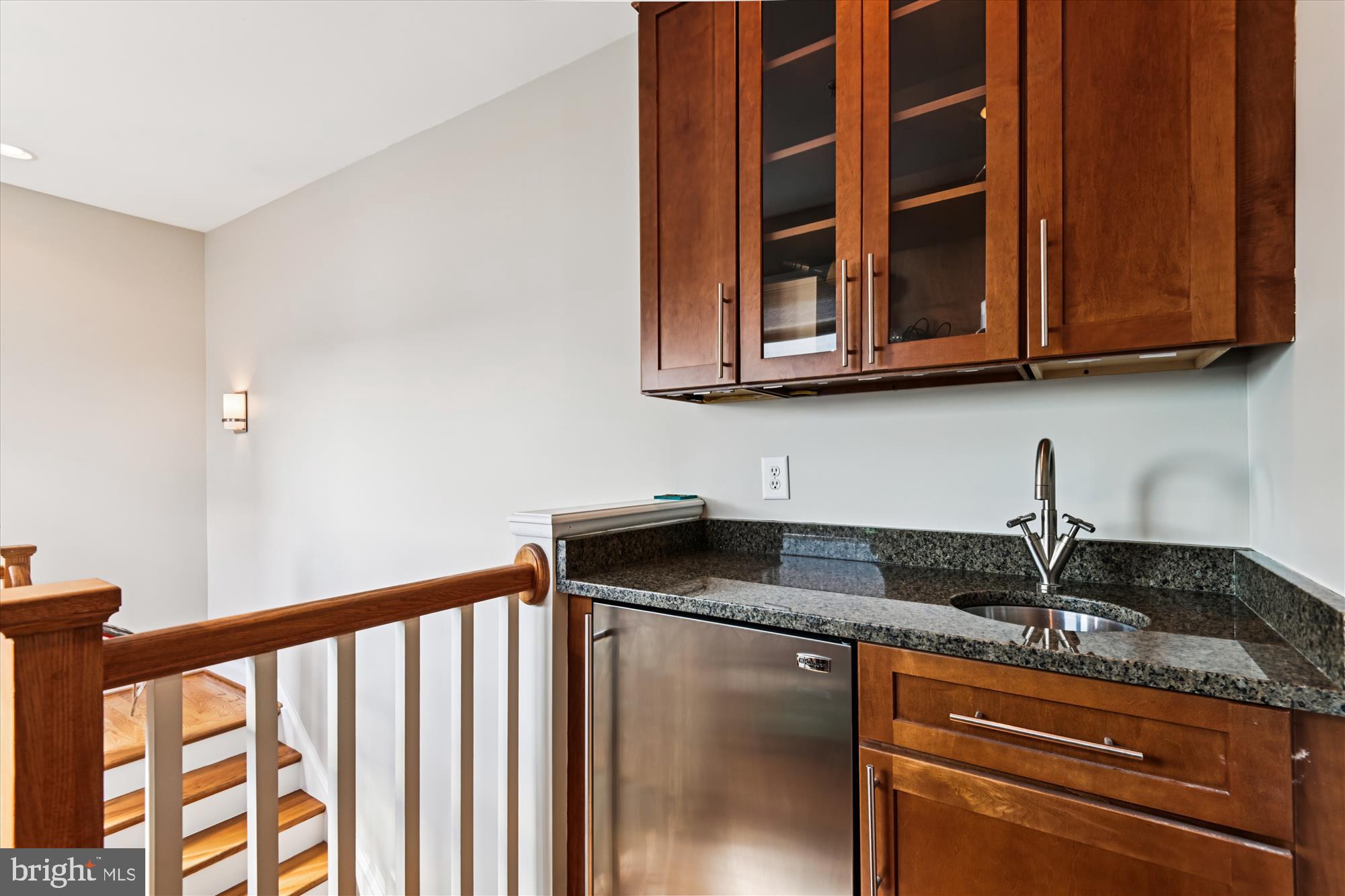 LOCUST POINT - Residential