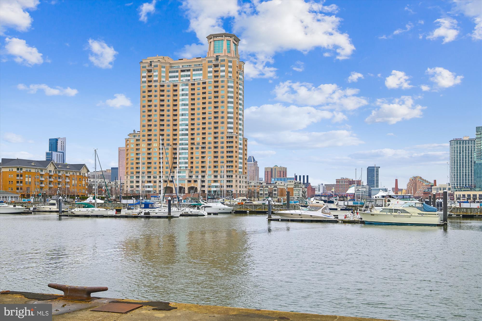 LOCUST POINT - Residential